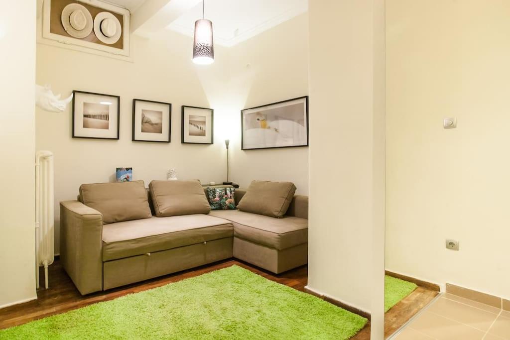 Studio with Sofa Bed