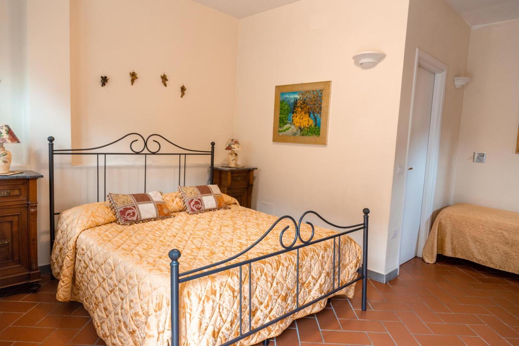 Double Room - Photo 1