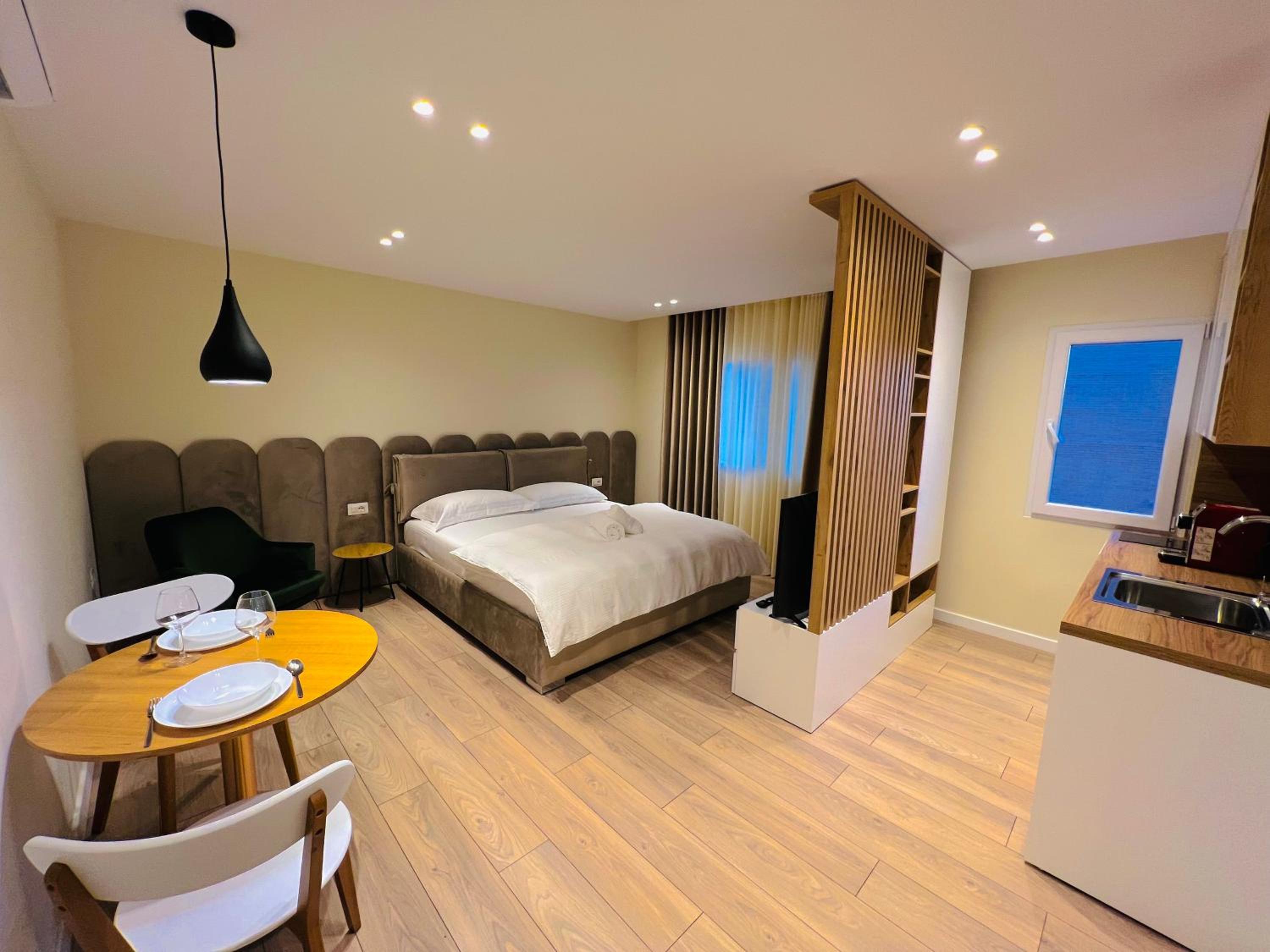 One-Bedroom Apartment