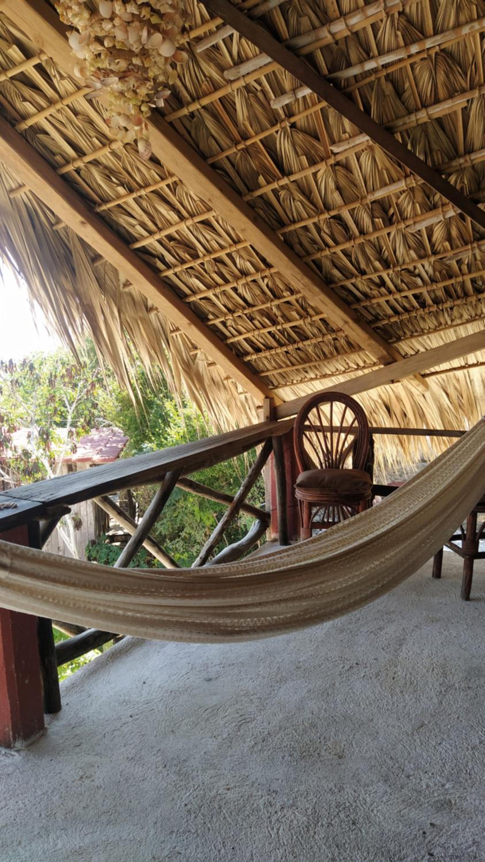 Double Room with Balcony and Sea View - Photo 3