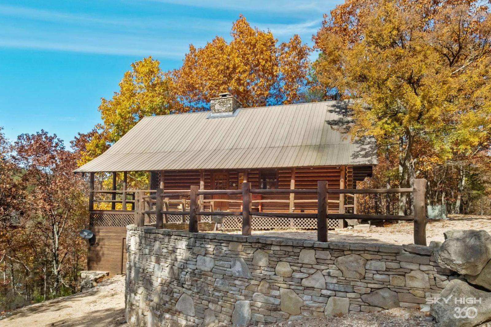 The Cattleman Two-Bedroom Cottage with Spa Bath – Mountain or Hill View photo 2