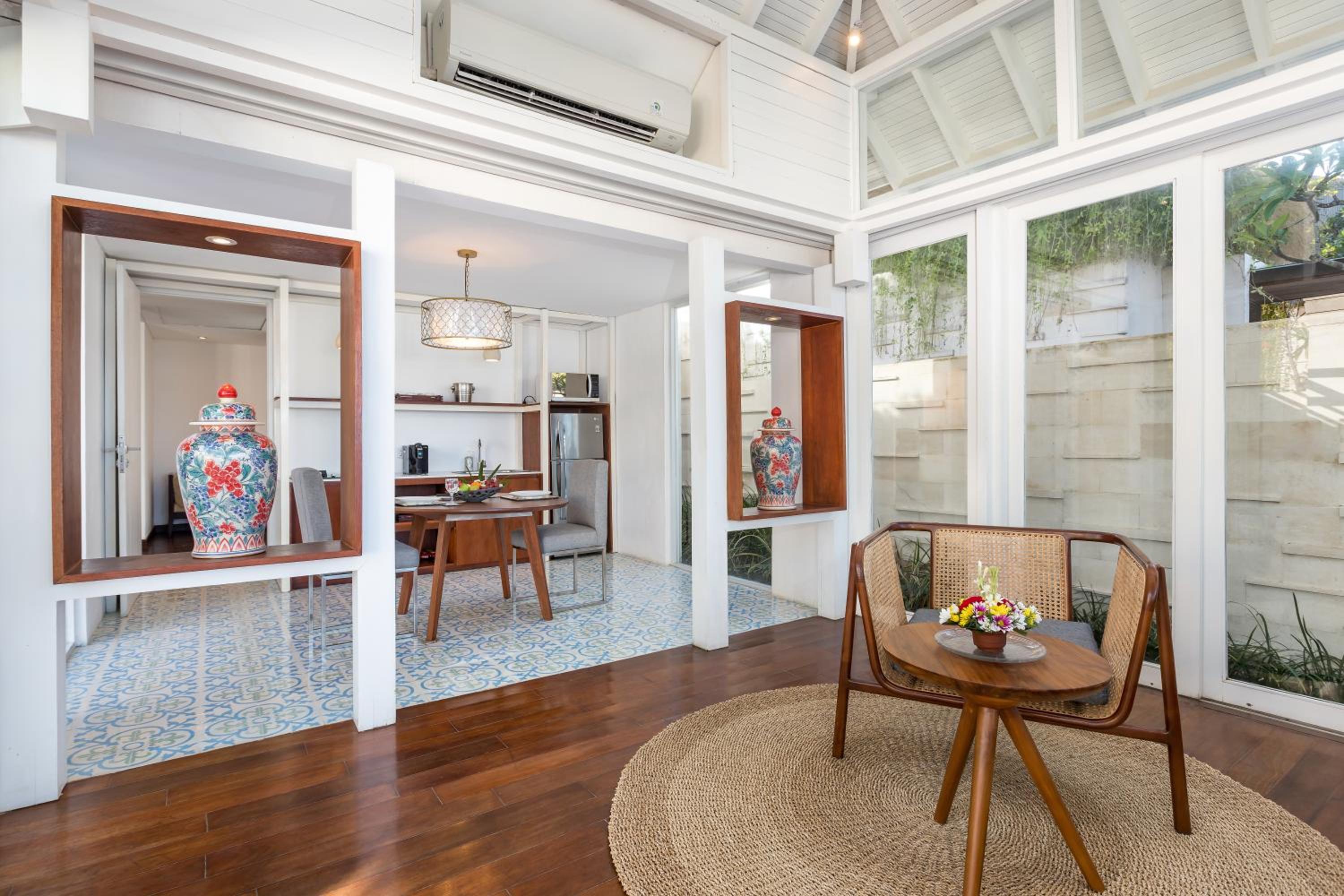 One-Bedroom Villa