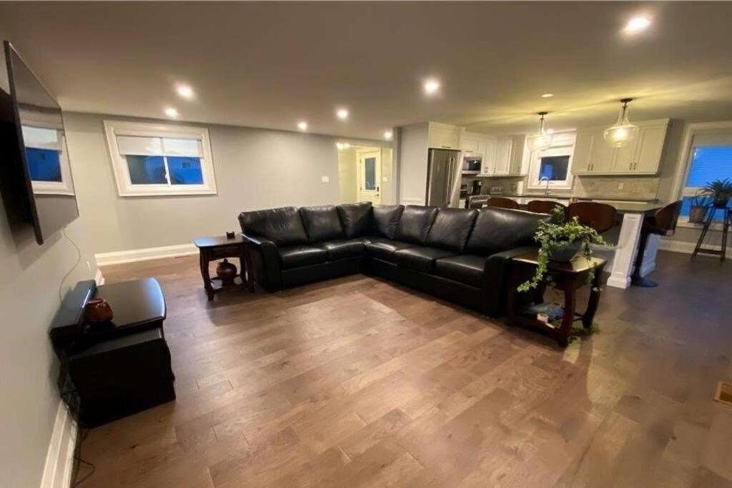 Four-Bedroom House photo 1