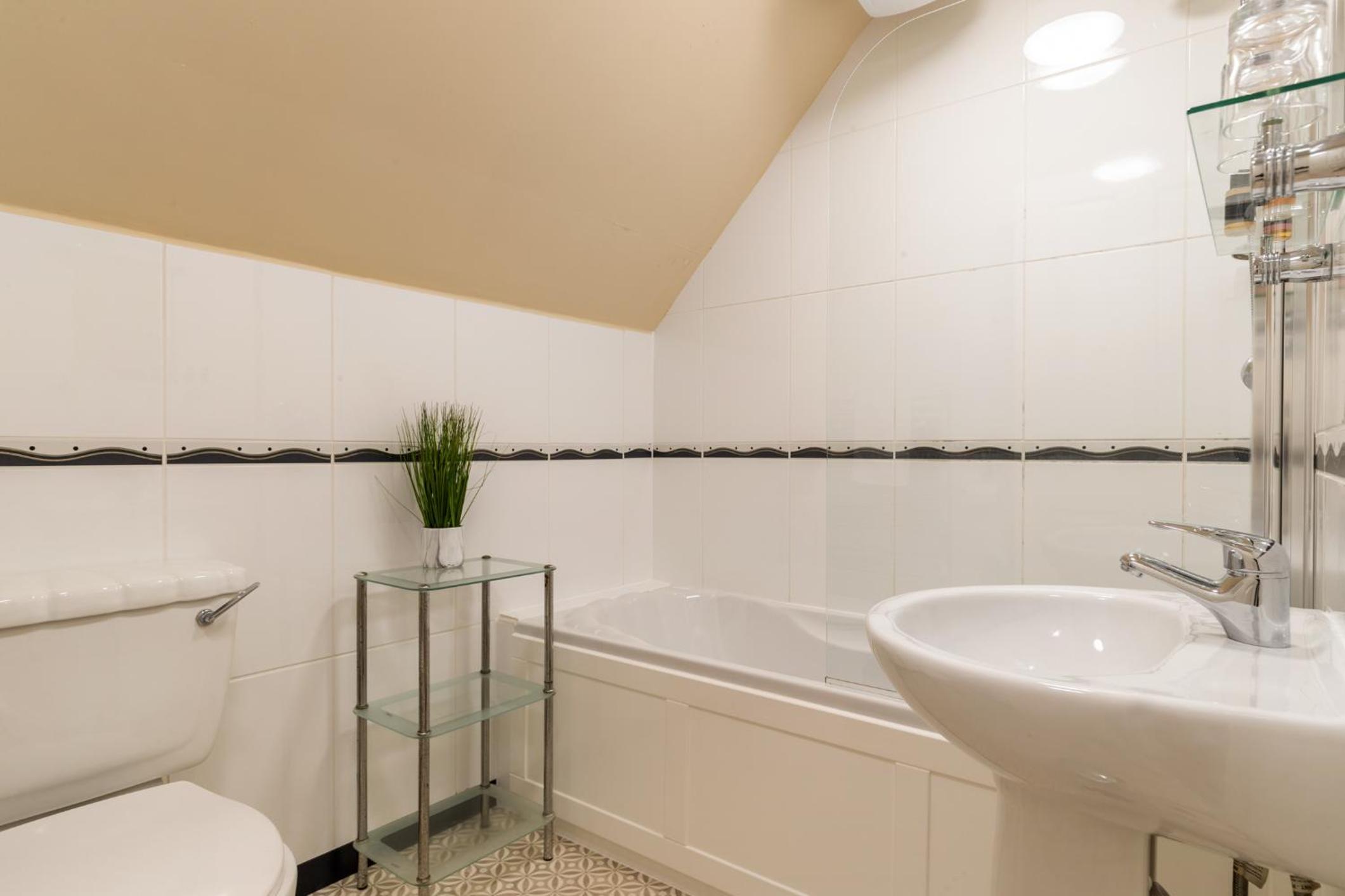 Suite with Terrace - Photo 4