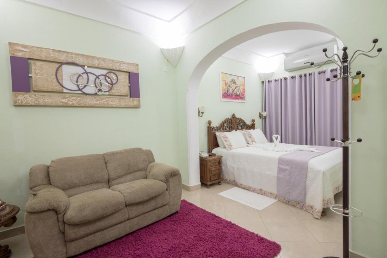 Deluxe Suite with Spa Bath