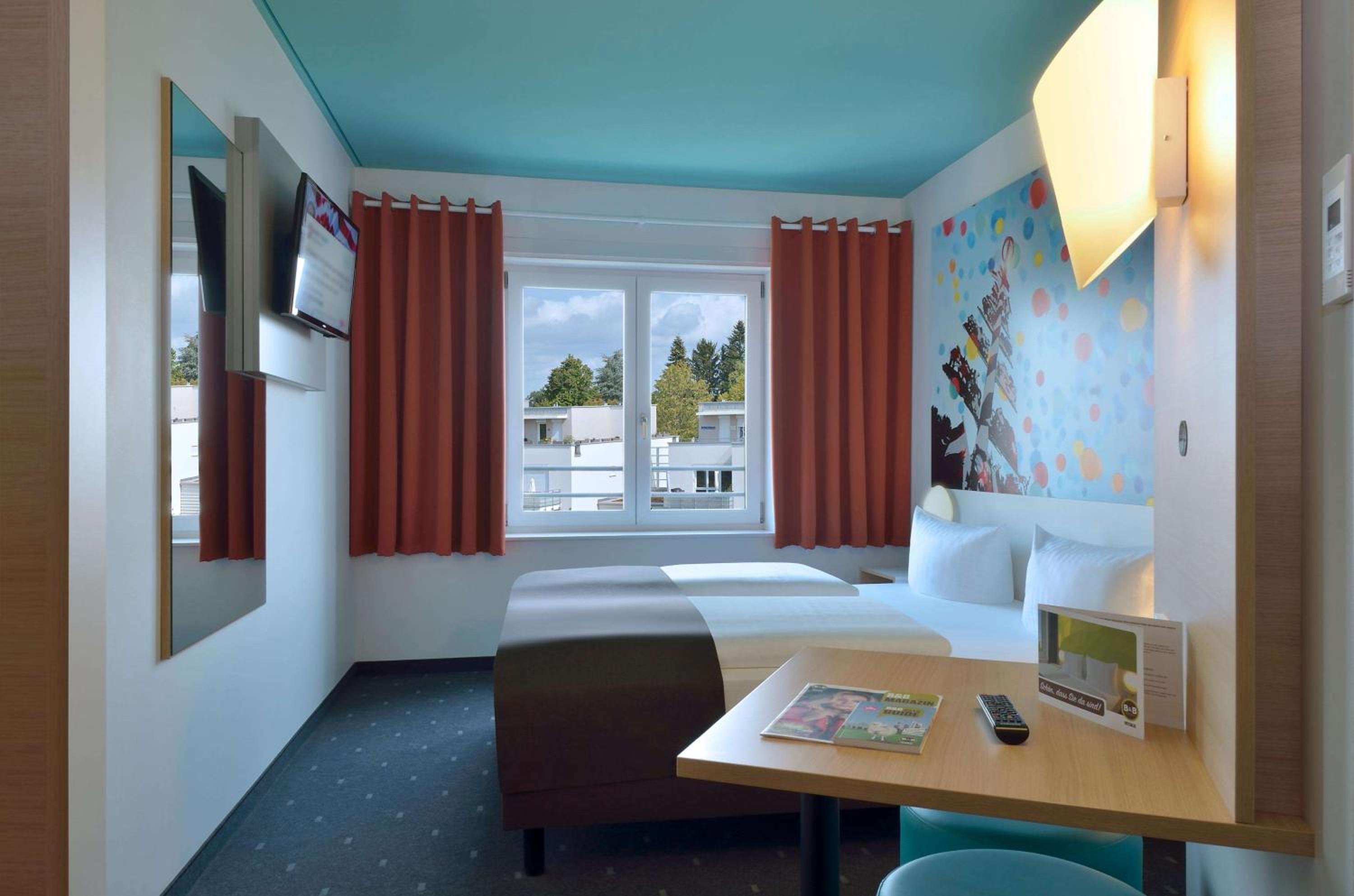 Double Room - Photo 2