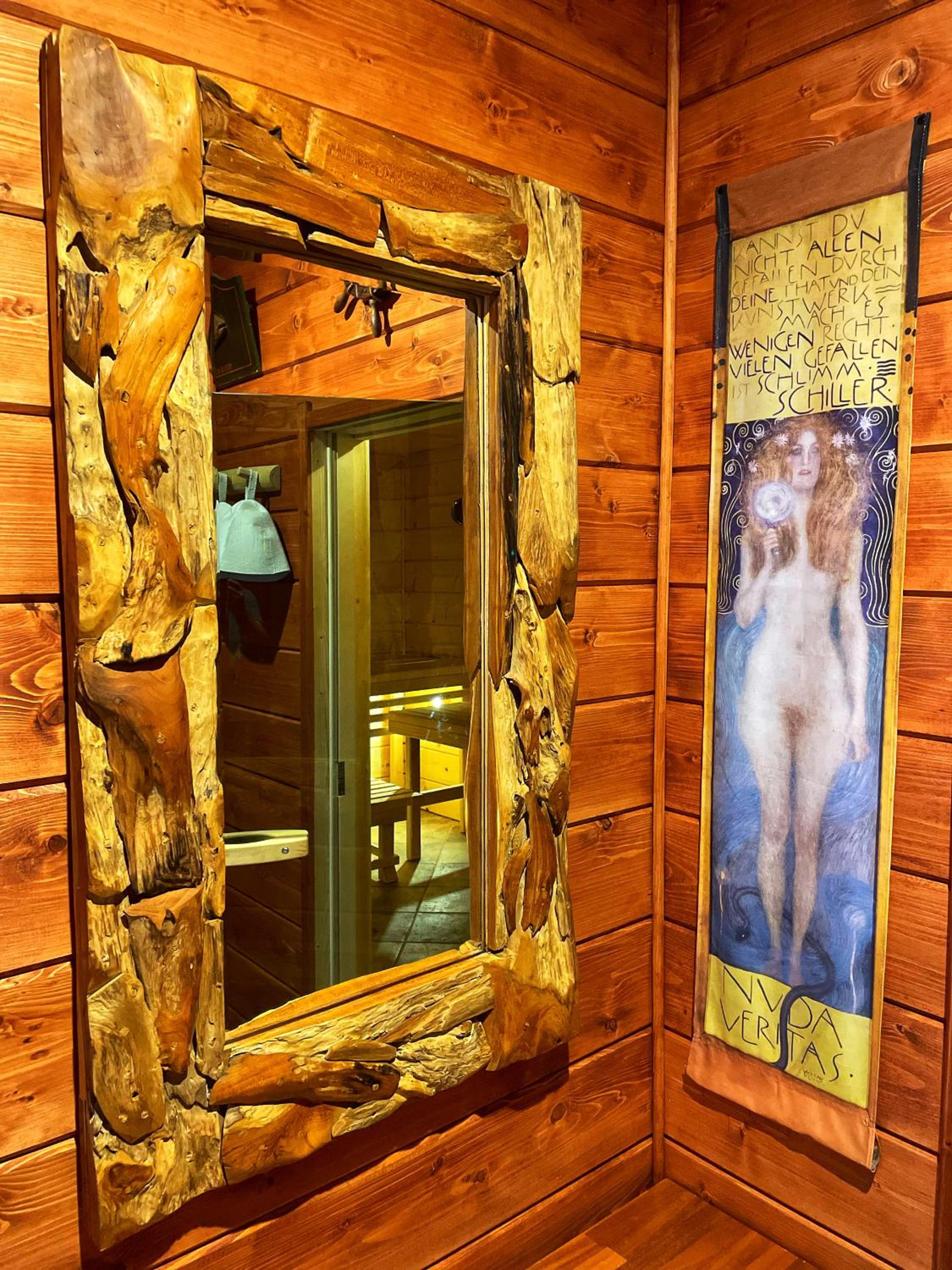 Villa photo 2