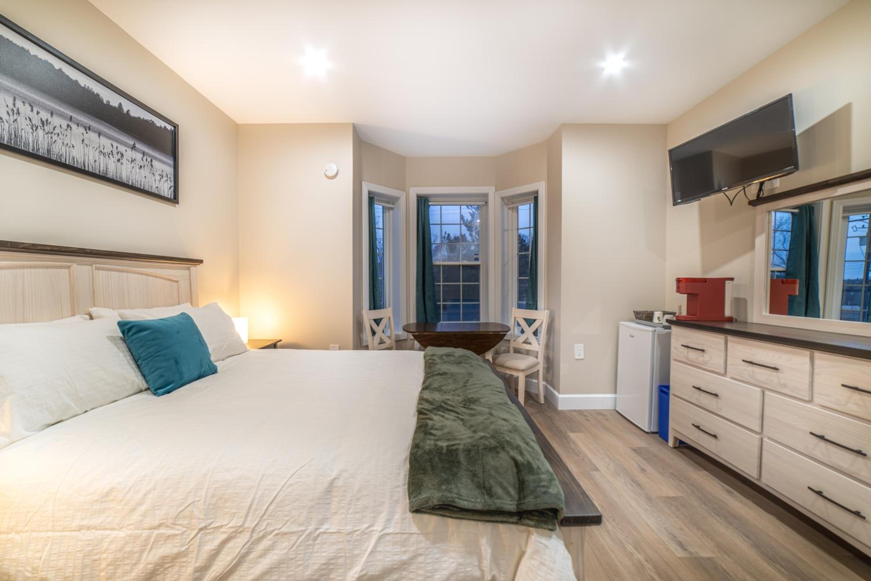 Queen Room photo 3