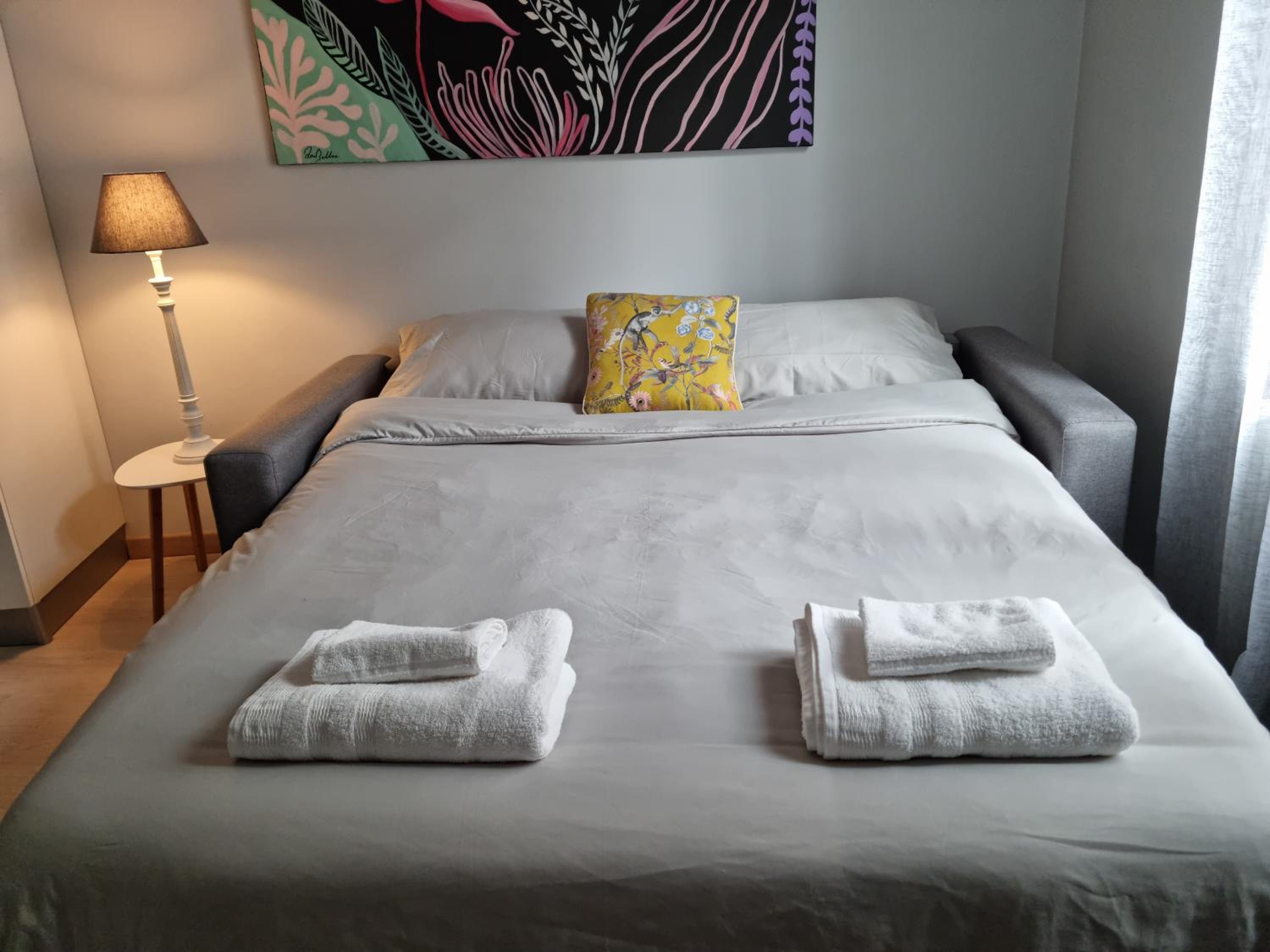 One-Bedroom Apartment