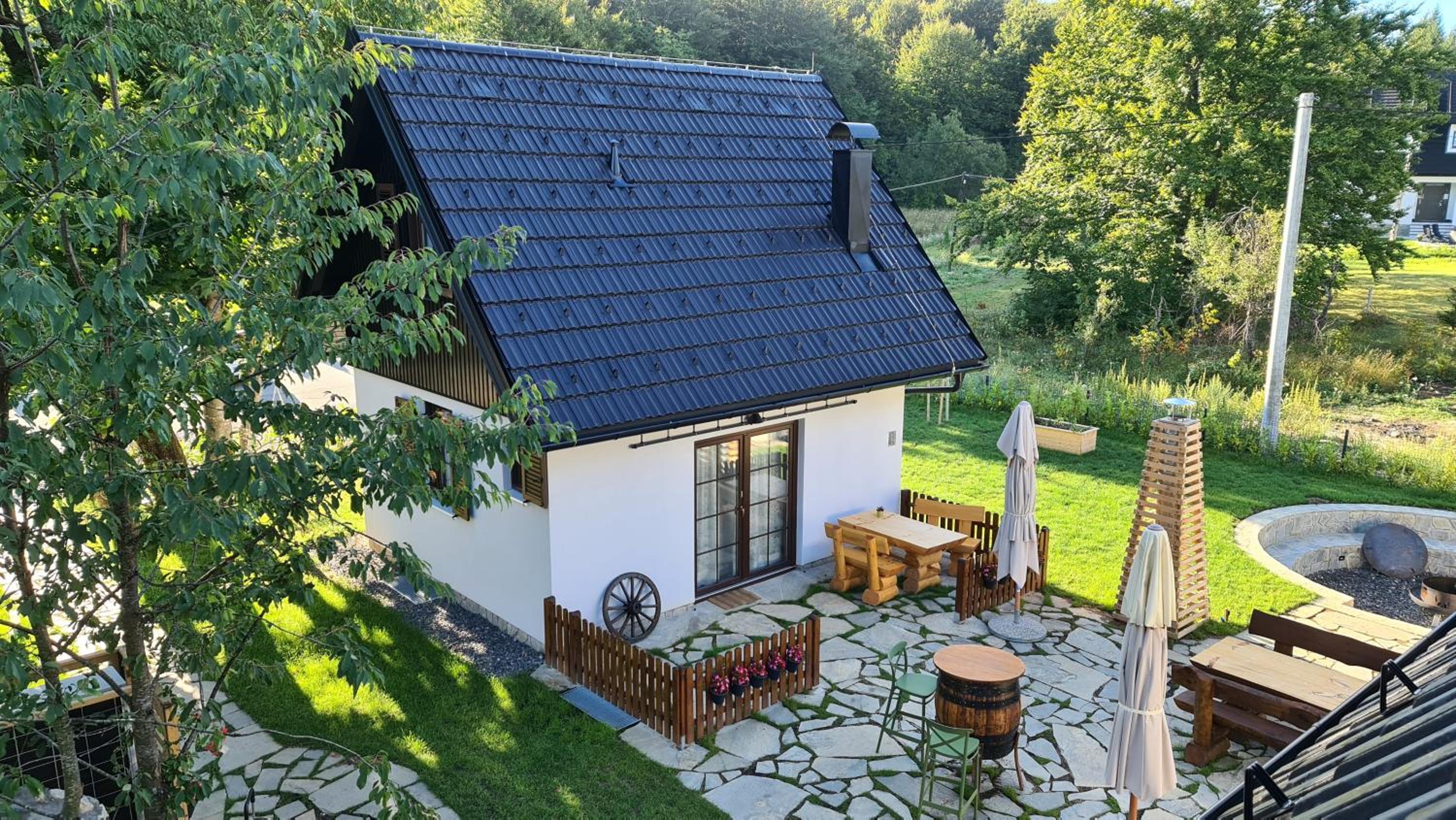 Family Bungalow - Photo 3