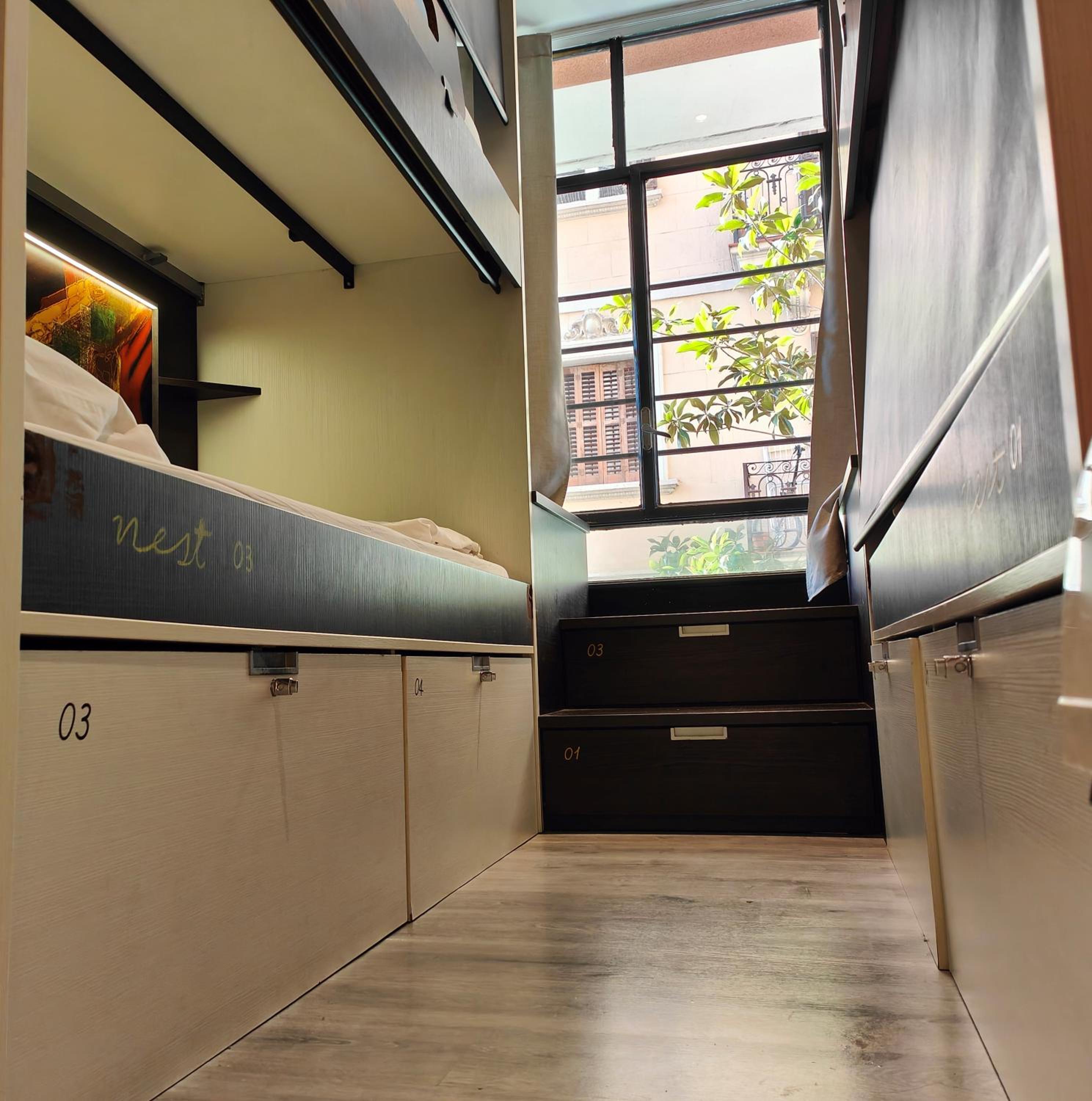 Habitación para 6 adultos con baño.