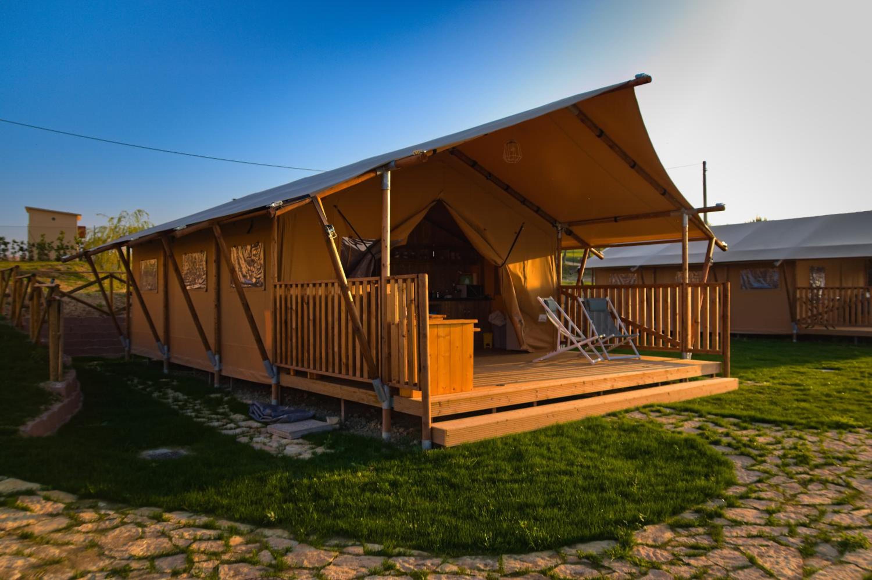 Tent - Photo 3