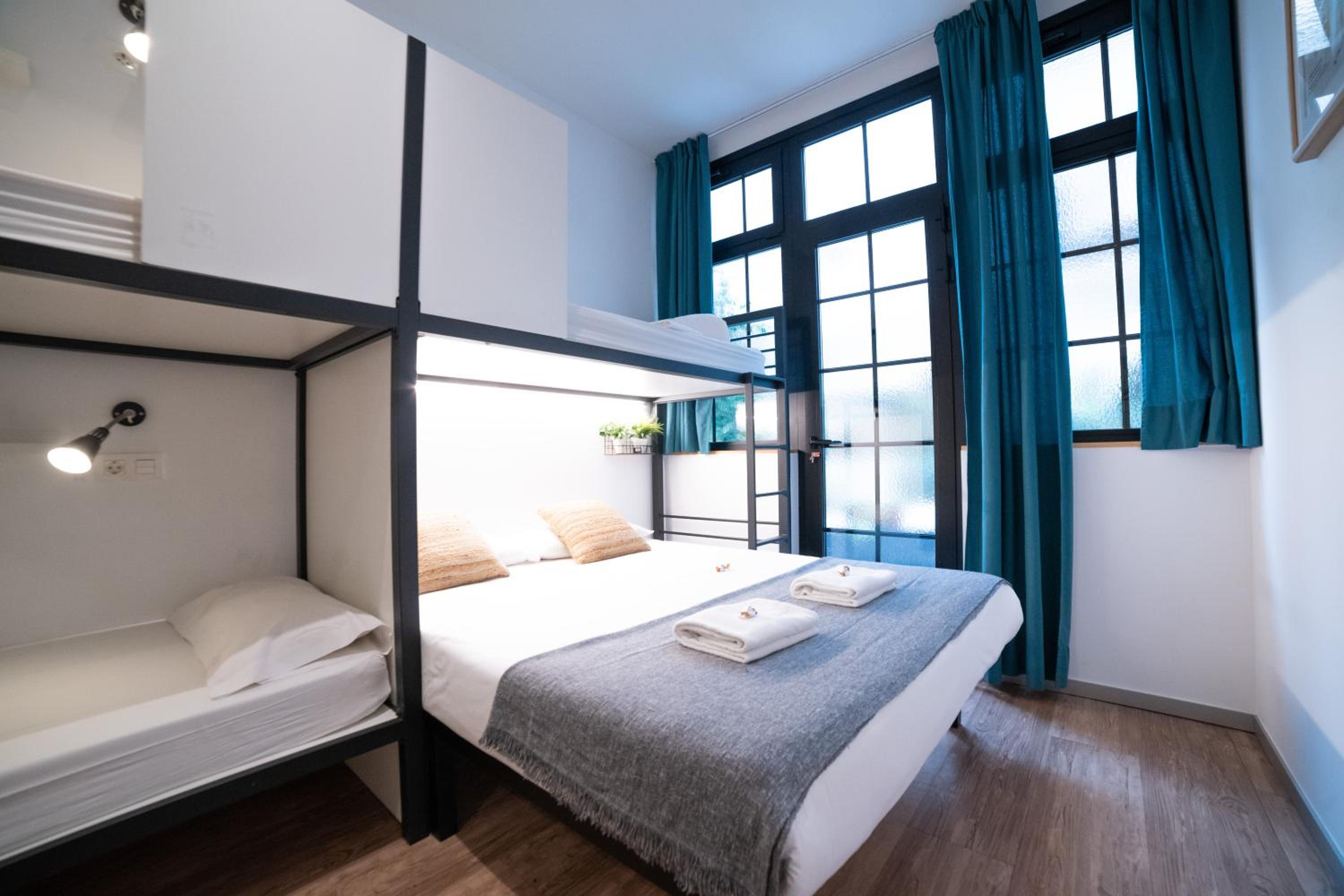 Habitación familiar con baño privado
