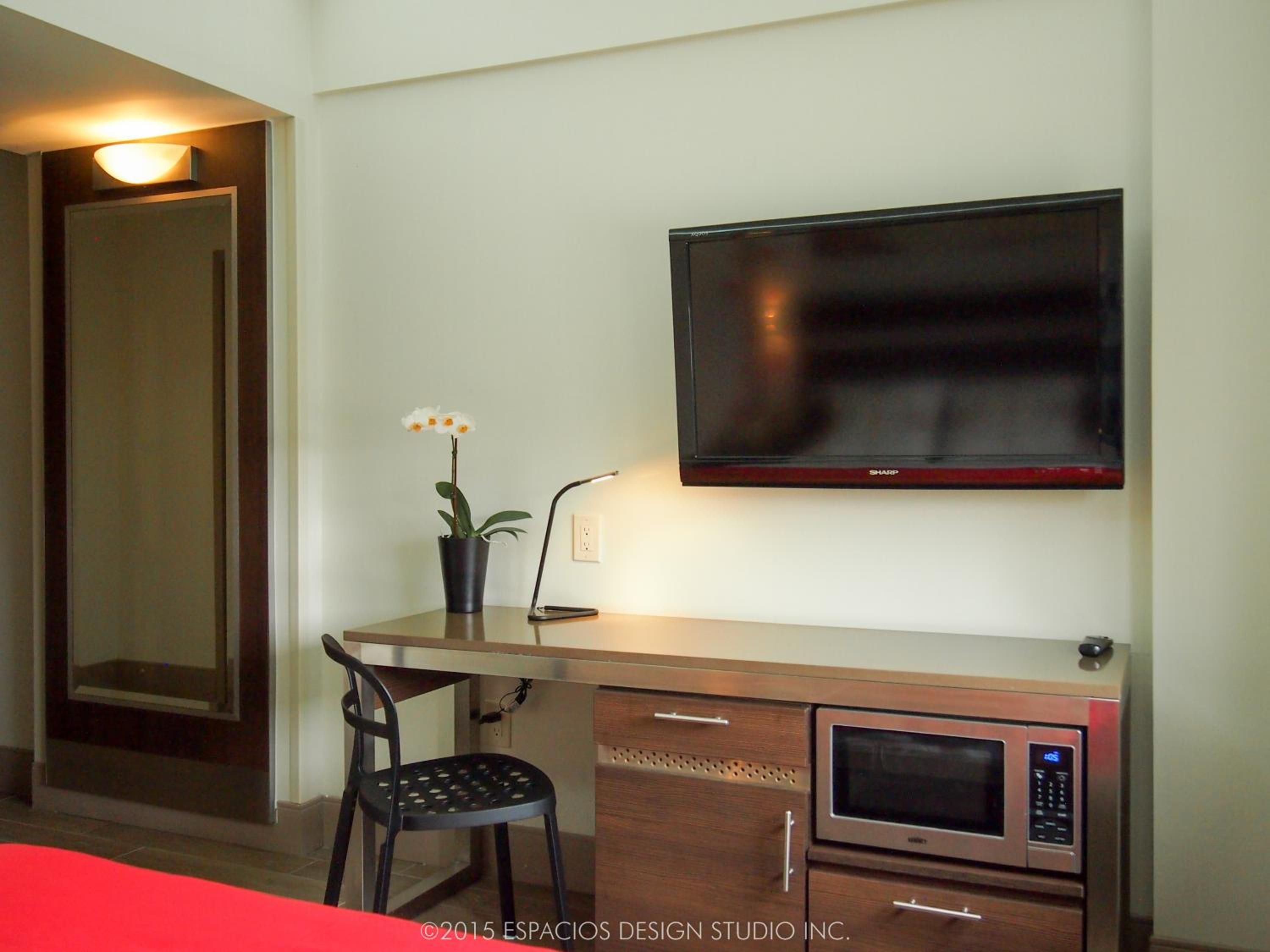 Deluxe King Room - Photo 3