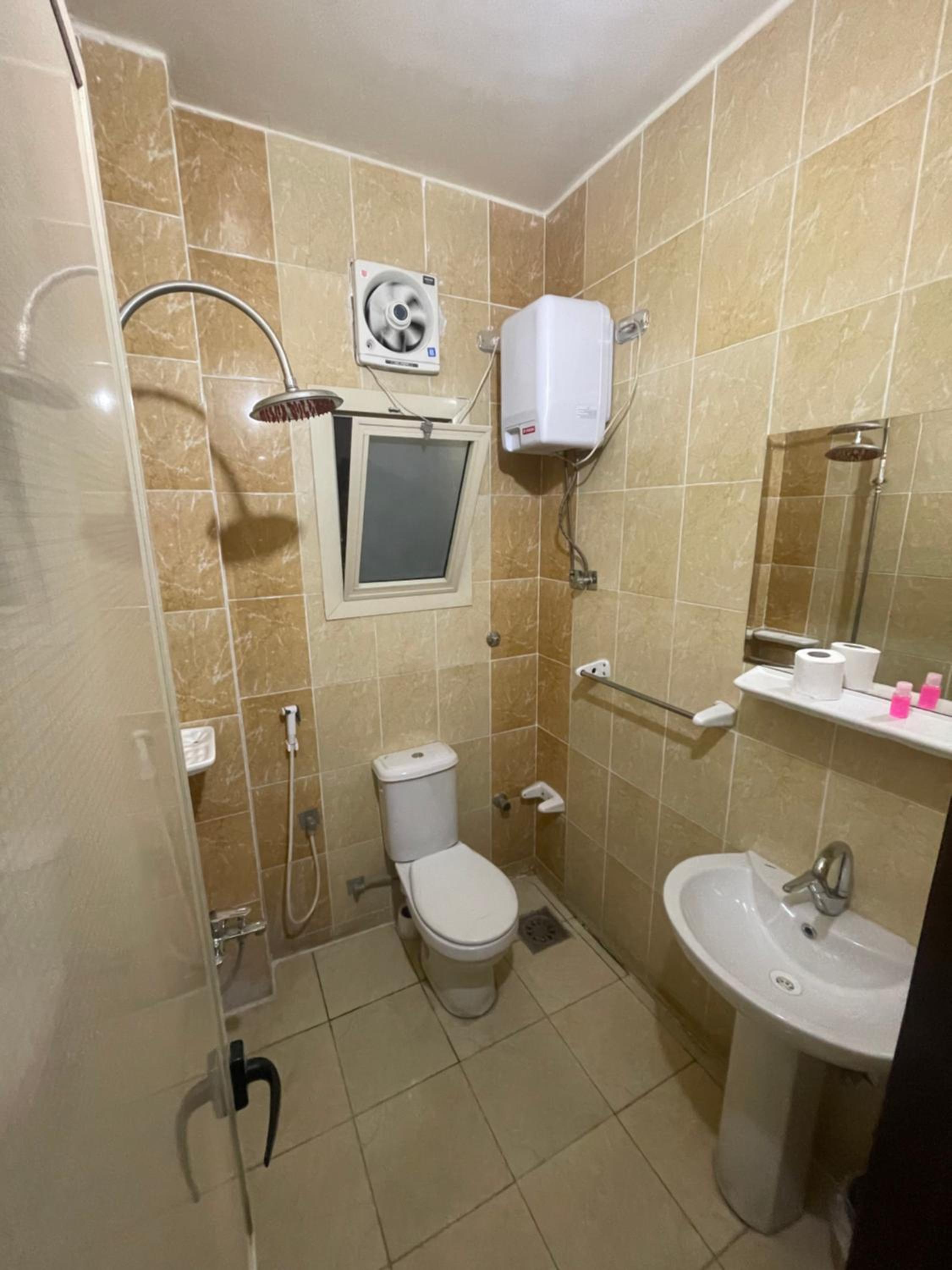 Double Room - Photo 4
