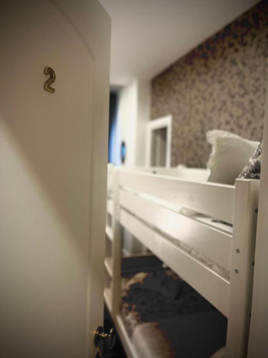 Economy Twin Room with Bunk Bed photo 1