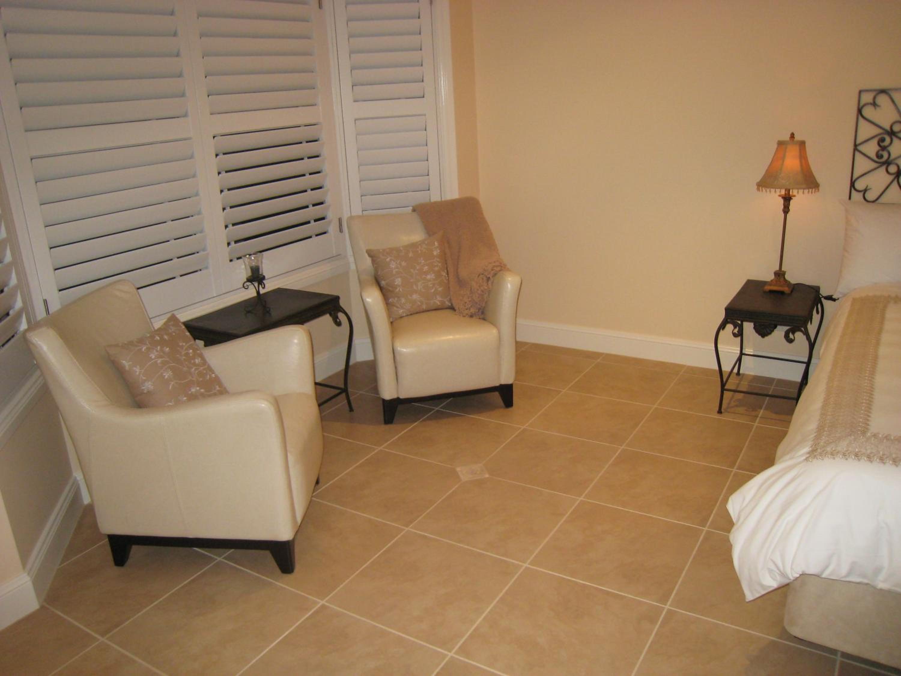 King Suite - Photo 4