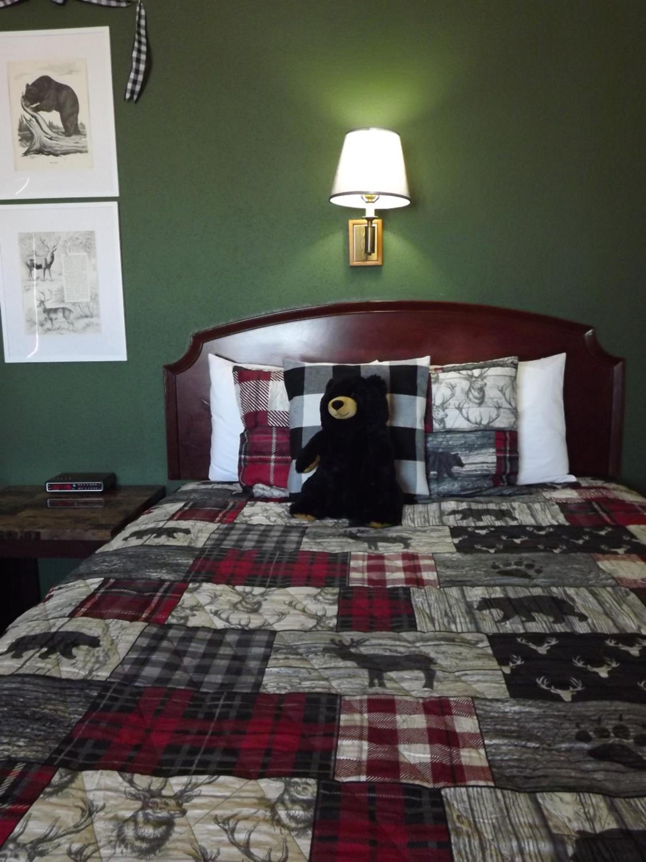 Queen Room with Two Queen Beds photo 1