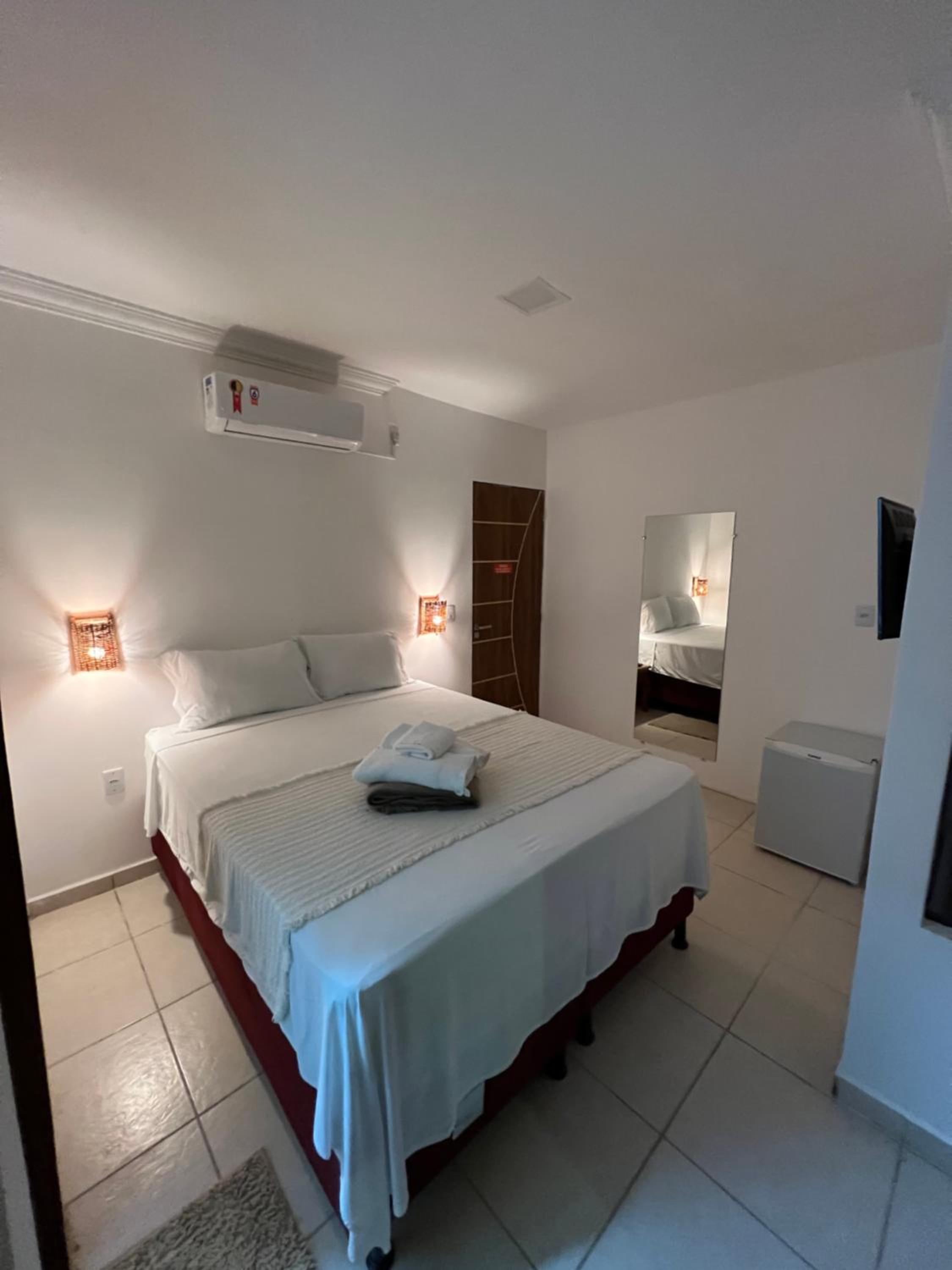 Deluxe Double Room with Balcony photo 3