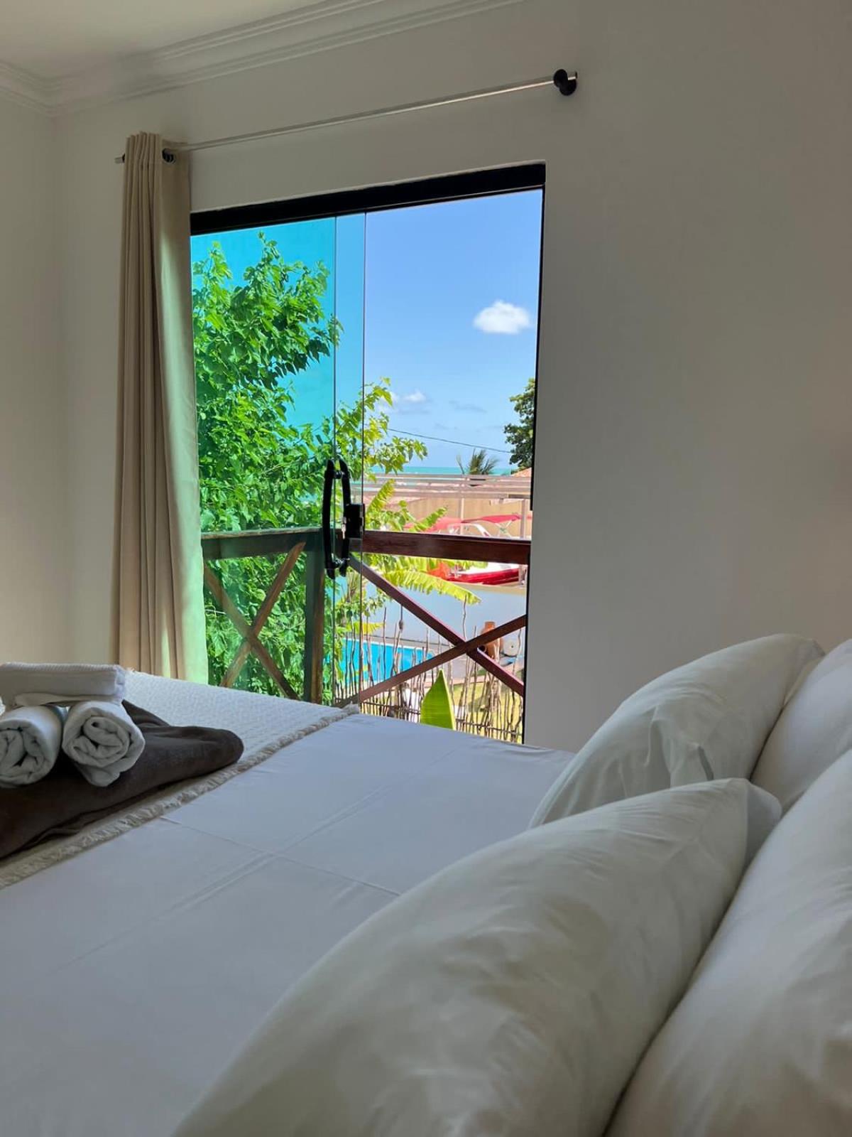 Deluxe Double Room with Side Sea View photo 2