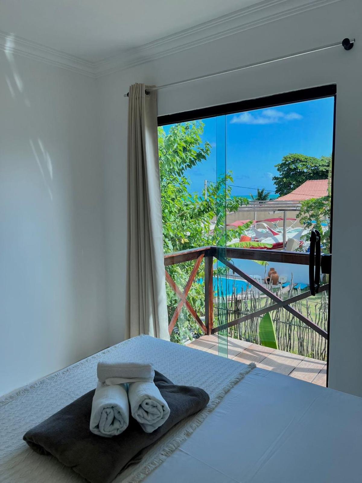 Deluxe Double Room with Side Sea View photo 3