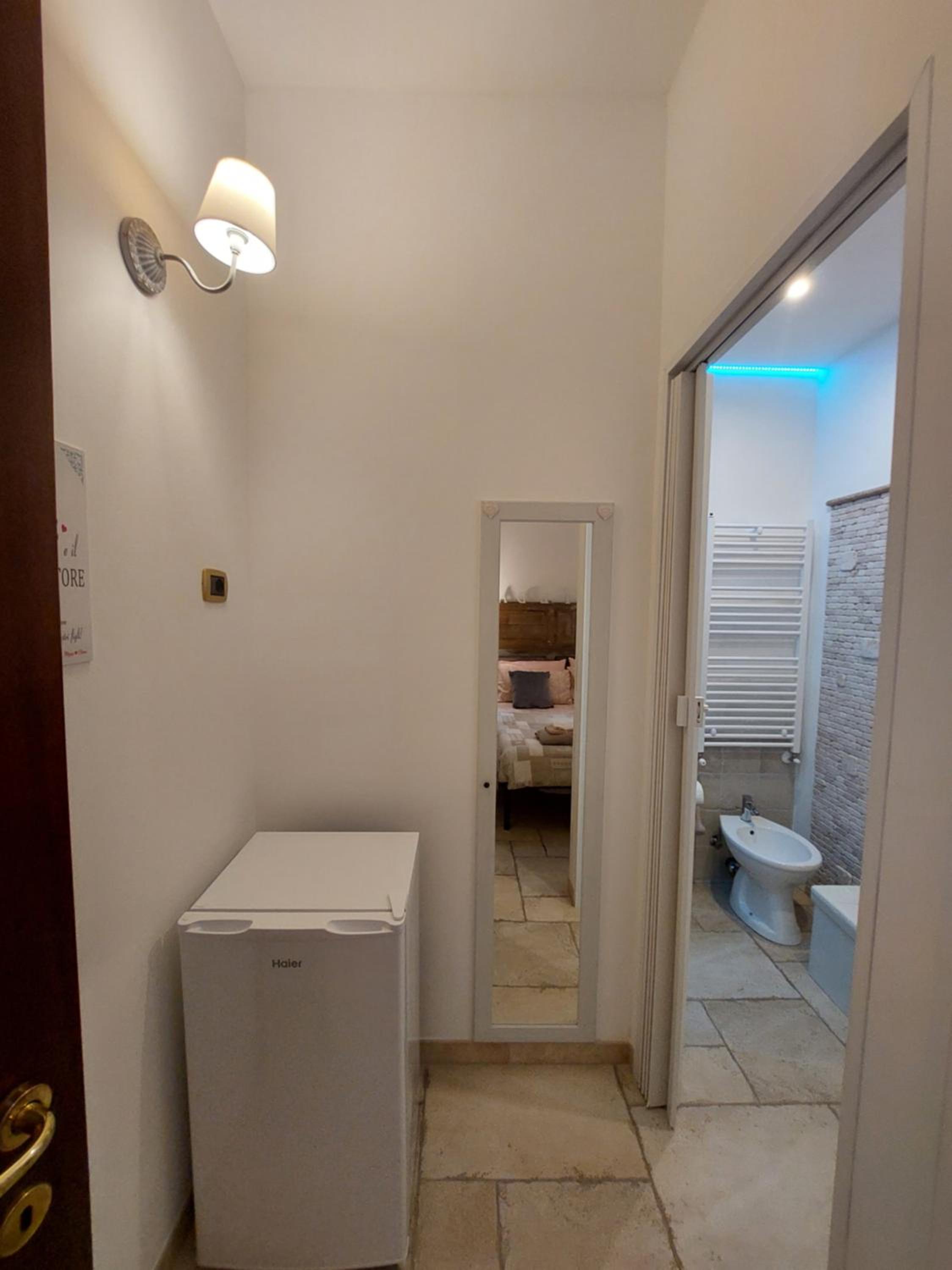 Small Double Room photo 3