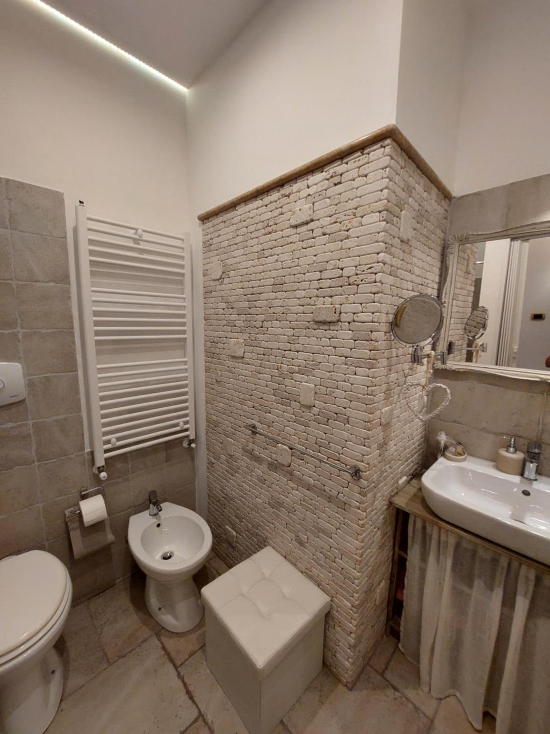 Small Double Room photo 2
