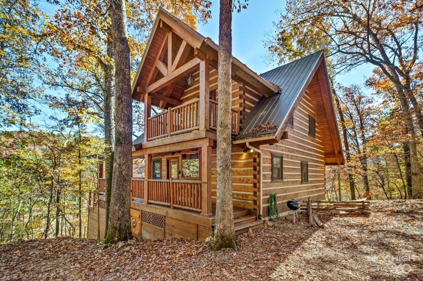 Elk Lodge One-Bedroom Cottage with Spa Bath – Forest View photo 3