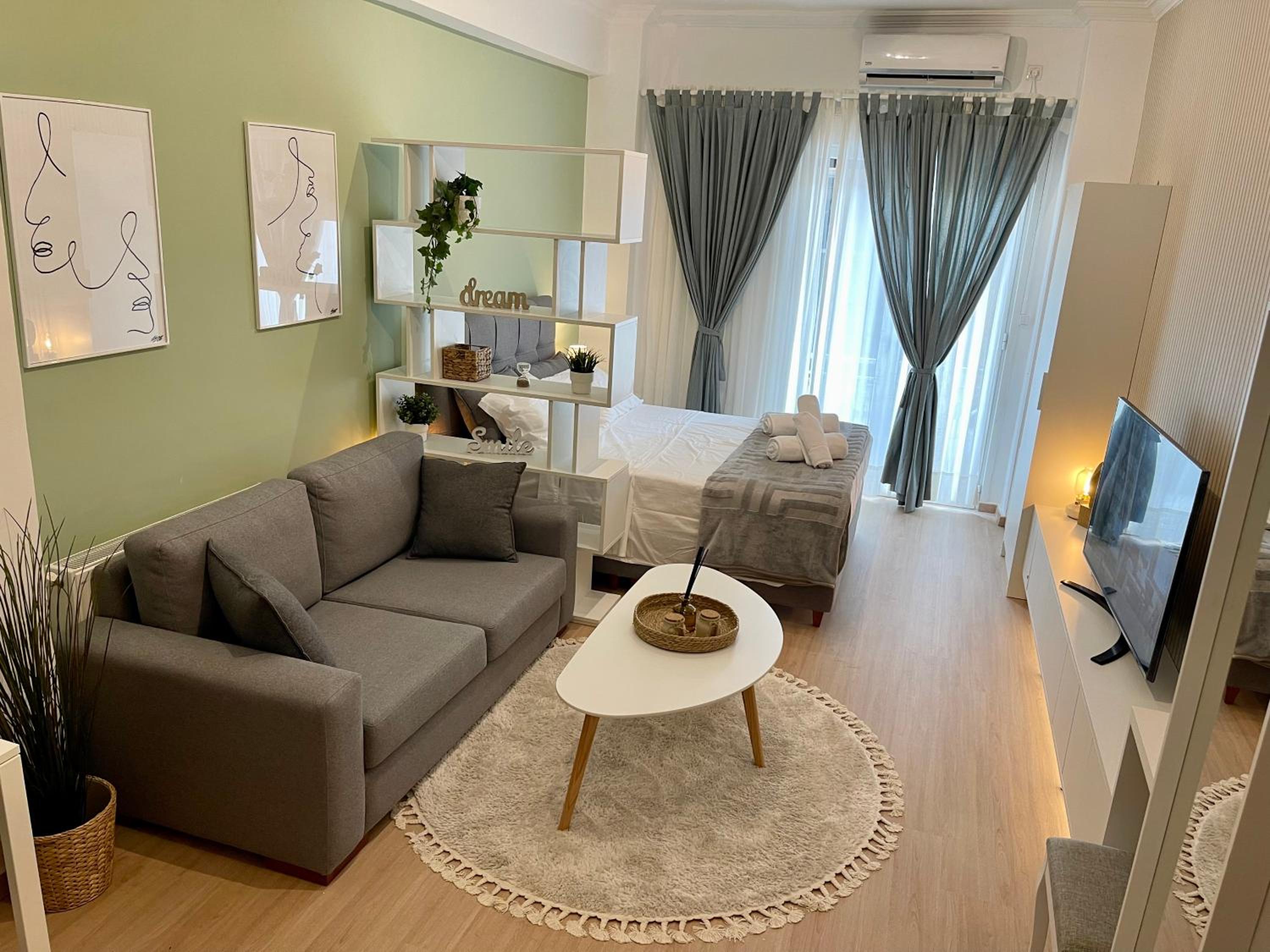 One-Bedroom Apartment