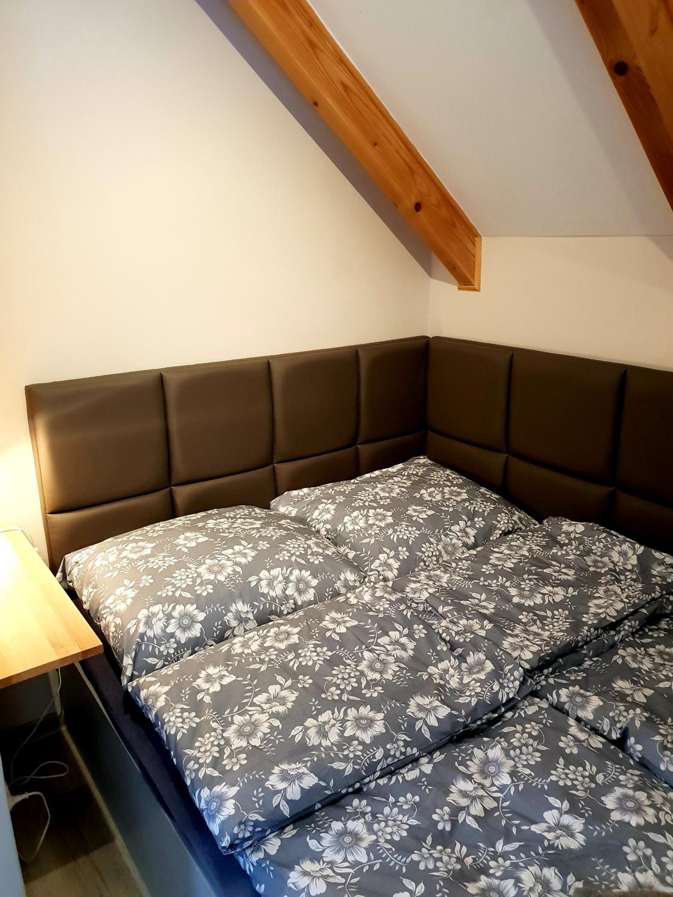 Family Room - Photo 4