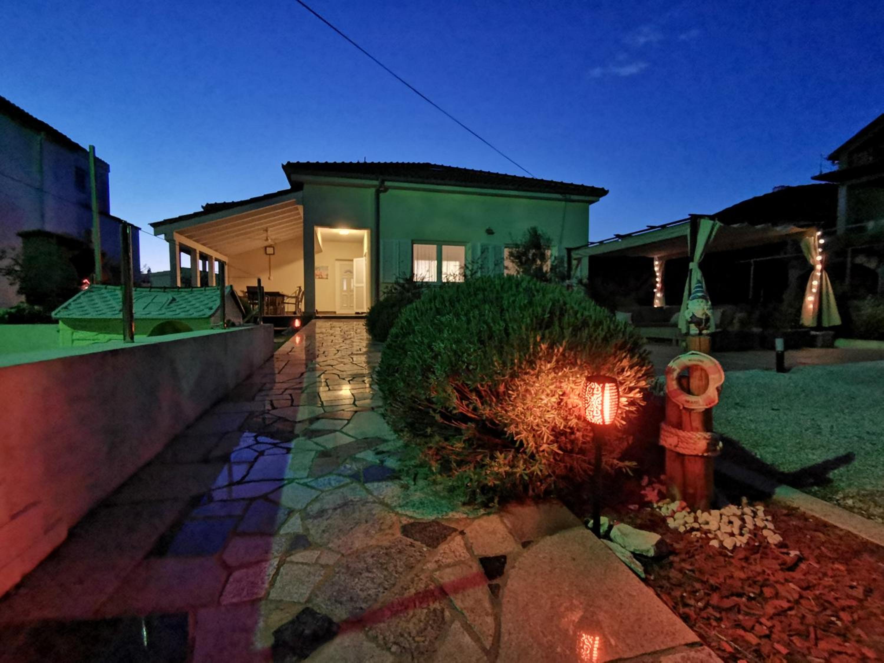 Villa photo 3