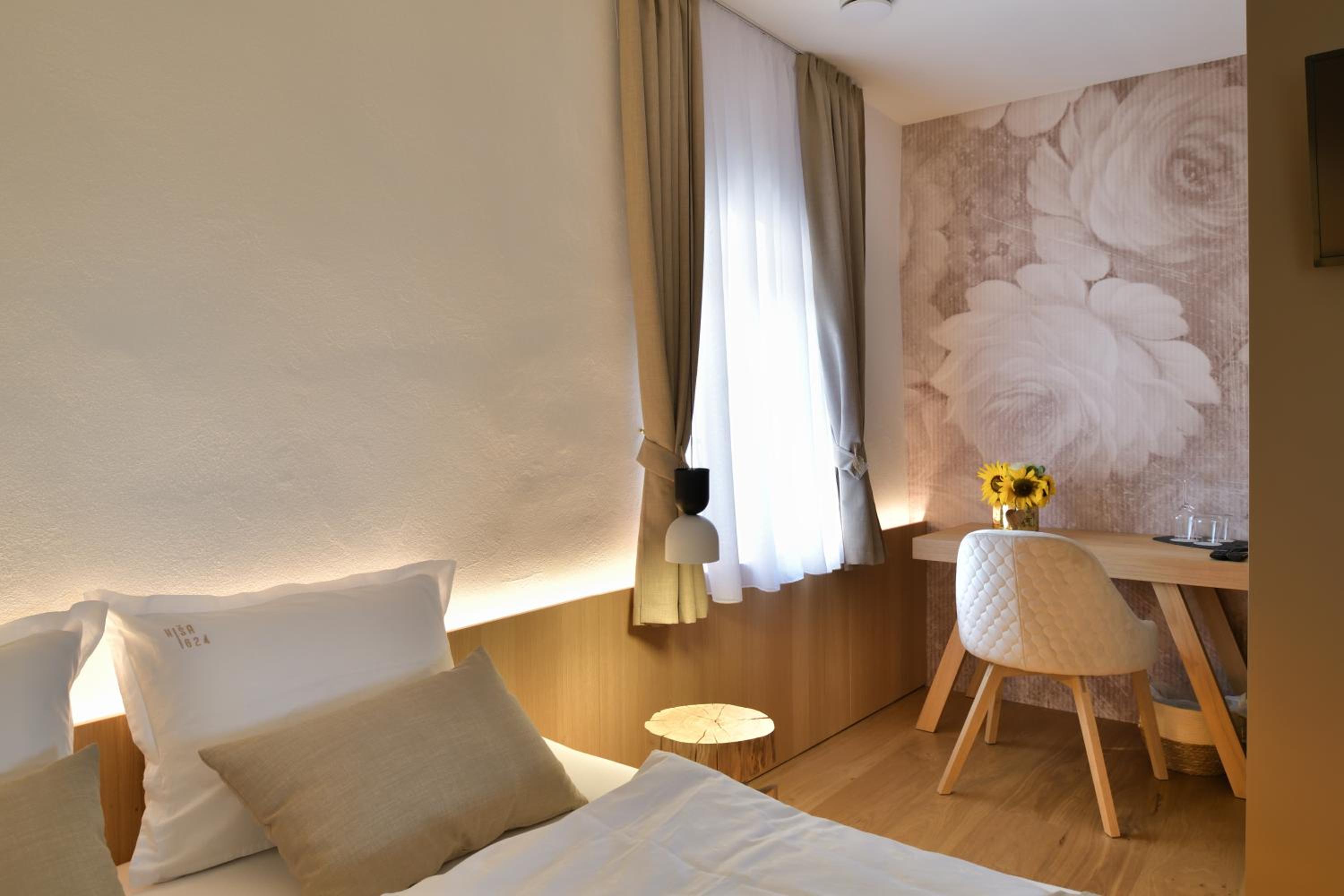 Deluxe Double Room - Photo 4