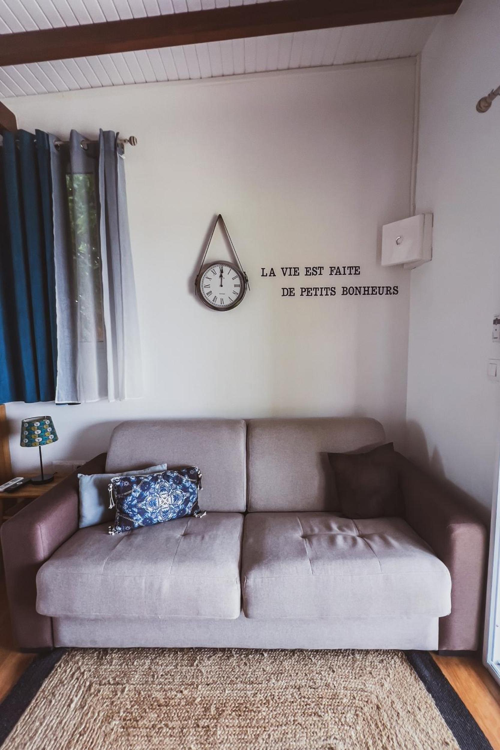 One-Bedroom Bungalow photo 3