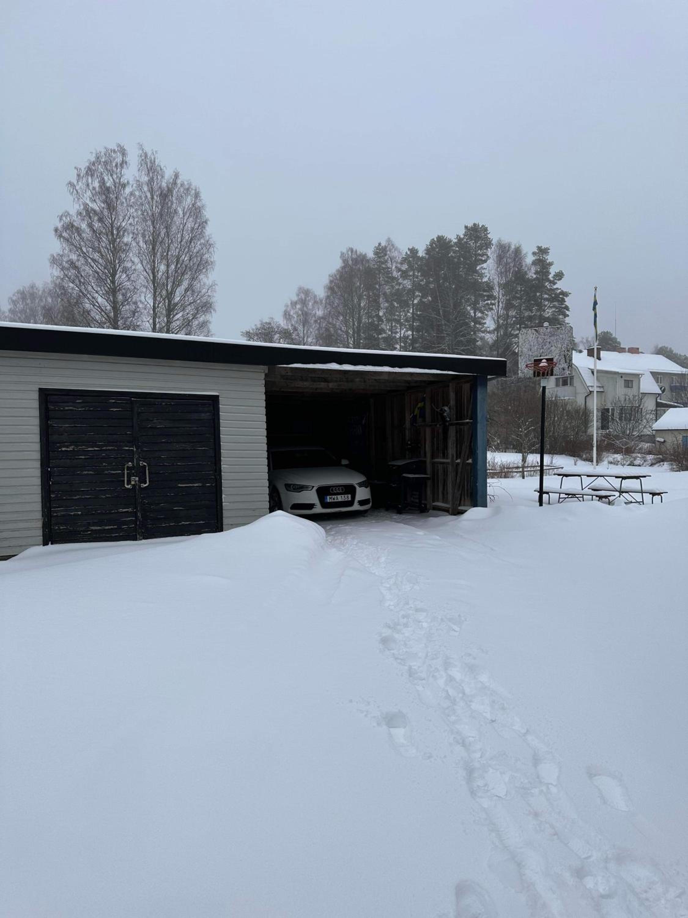 Four-Bedroom House photo 1