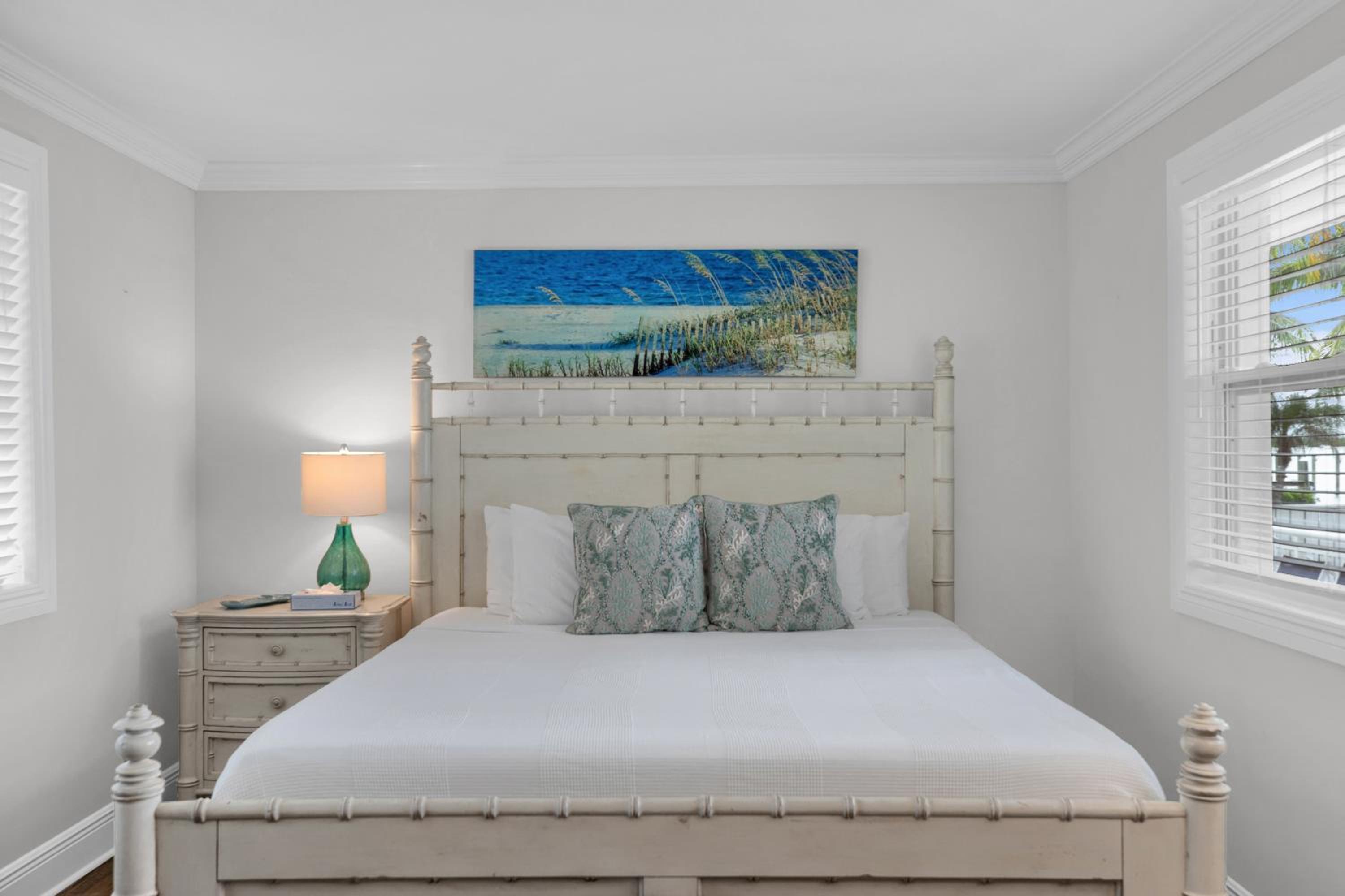 Ocean Front King Suite (Caribbean Beach Suite)
