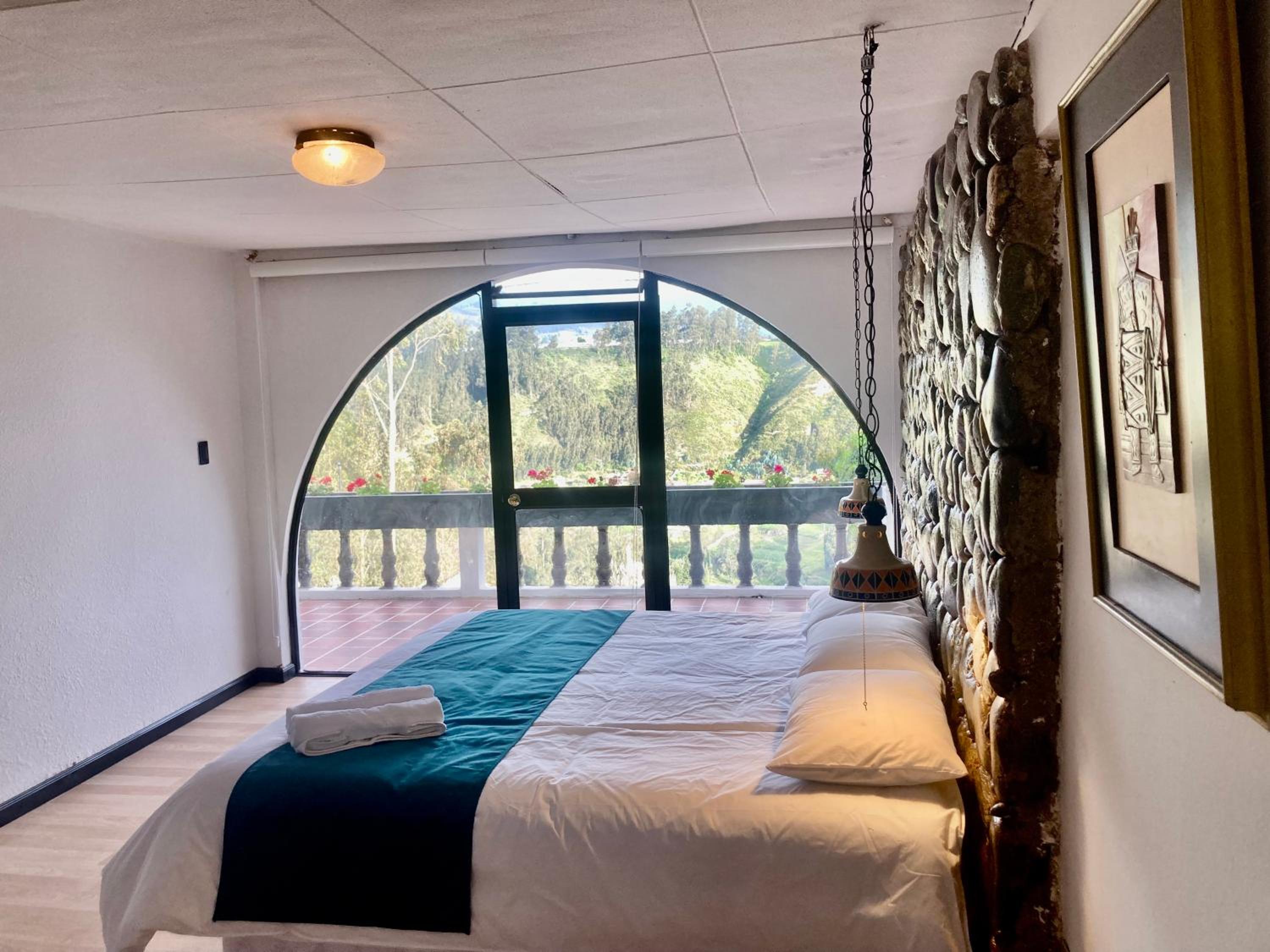 King Room with Mountain View photo 3