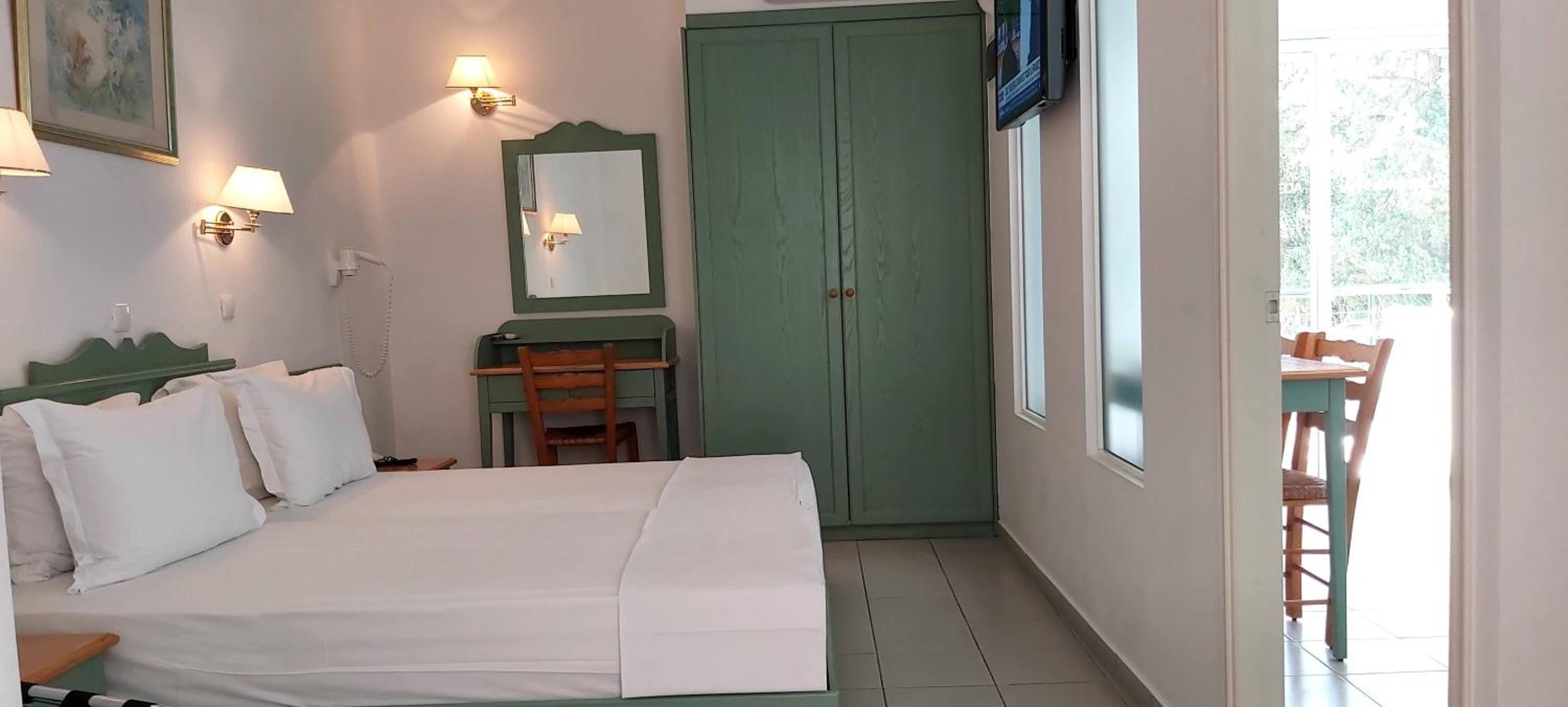 One-Bedroom Apartment (2-3 Guests)