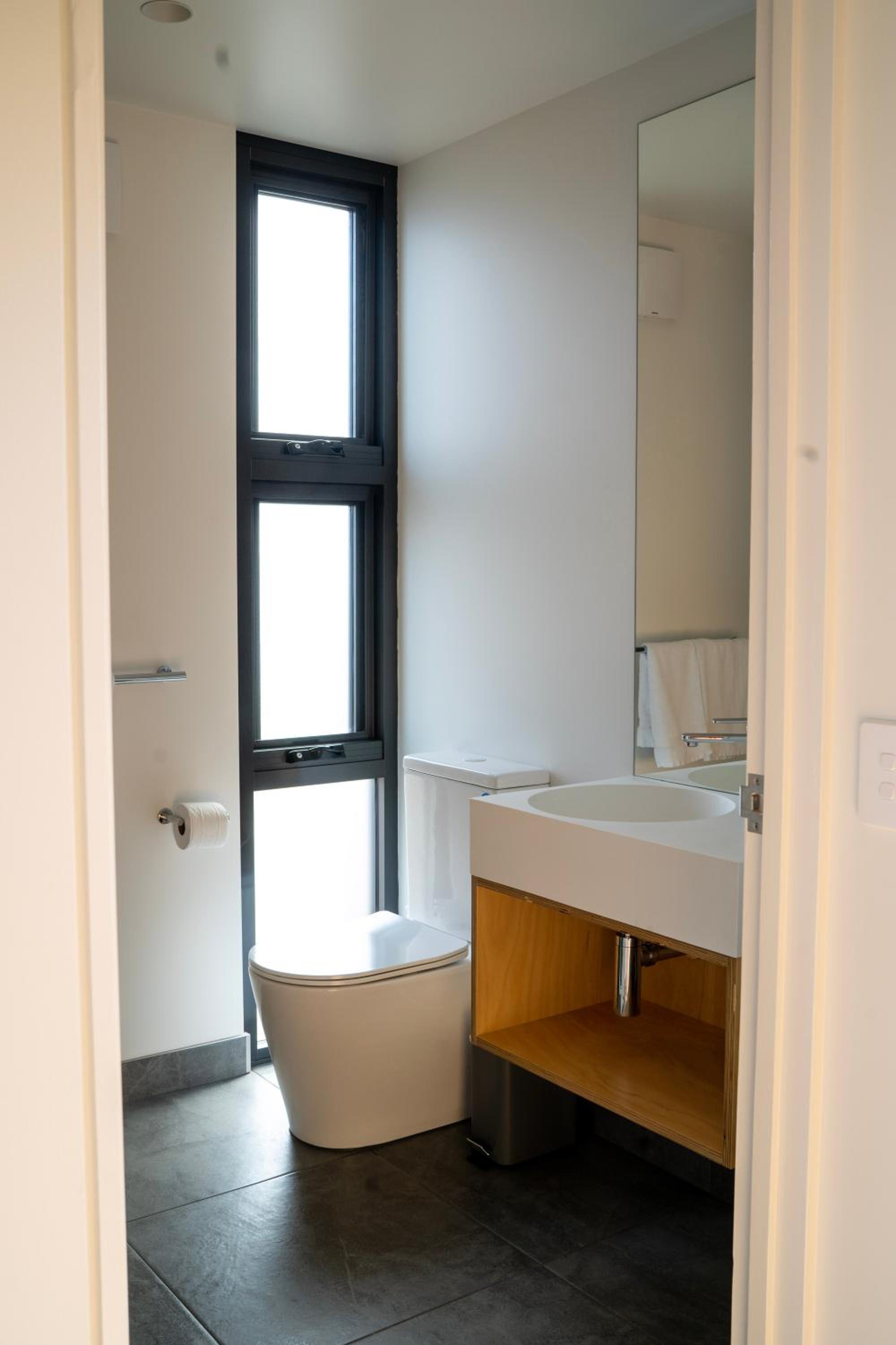 Deluxe Double or Twin Room with Sea View - Photo 3