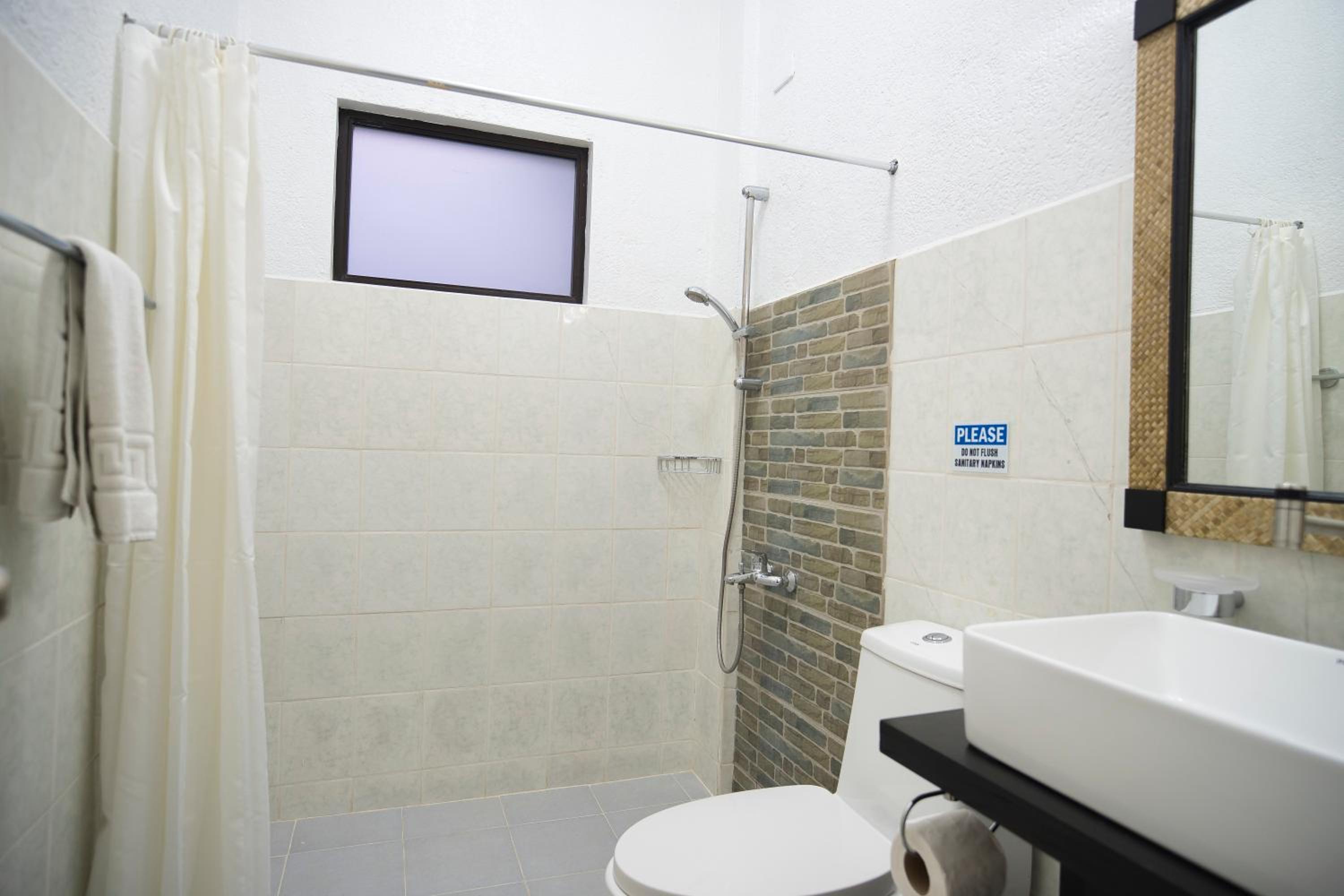 Standard Double or Twin Room photo 3