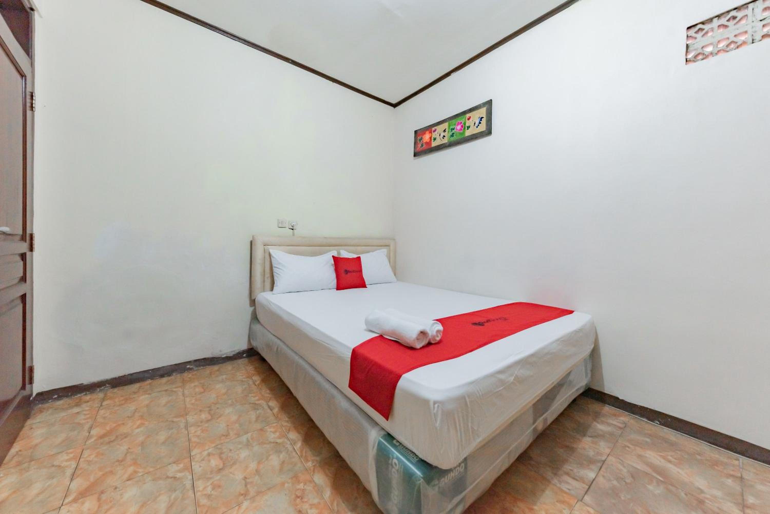 Standard Double Room photo 2