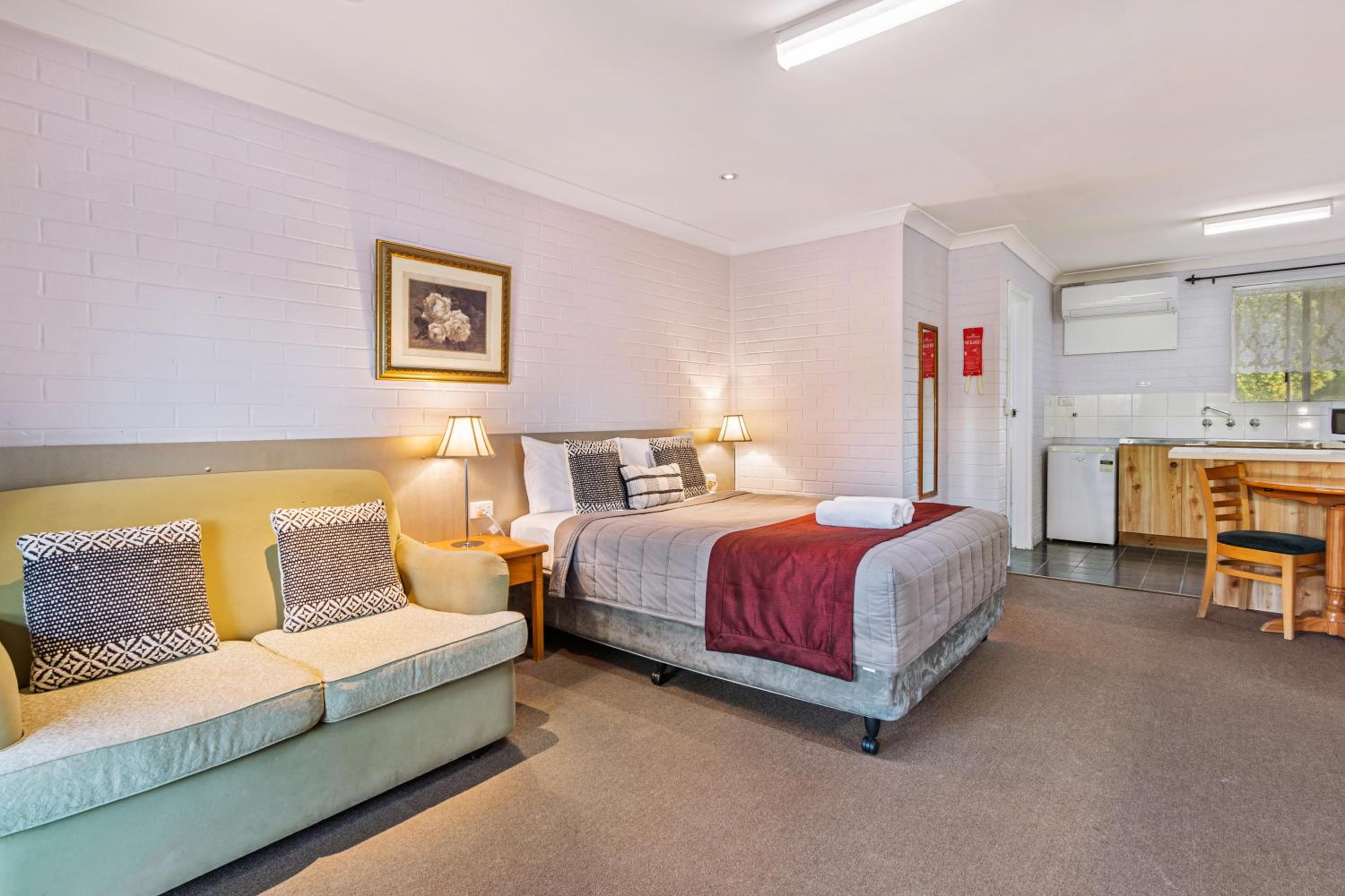 Superior Queen Room photo 2
