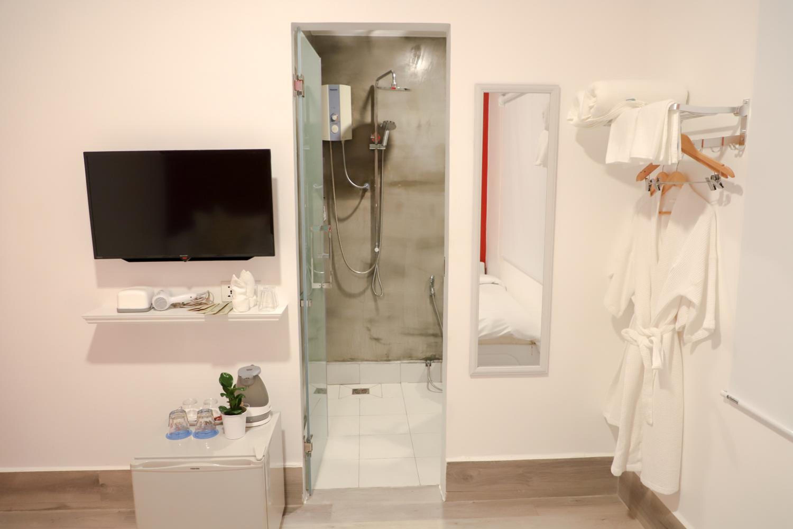 Superior Twin Room - Photo 3