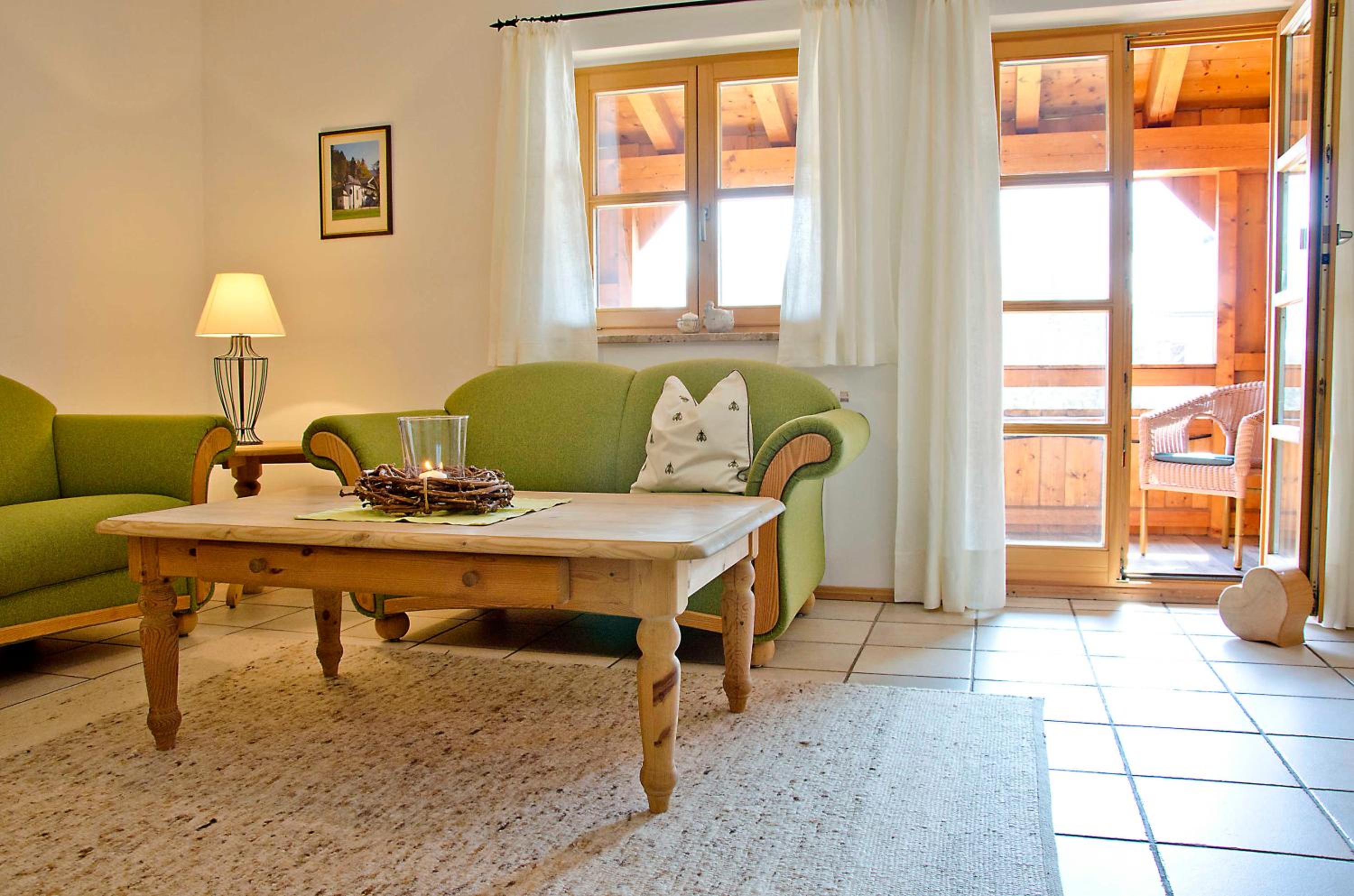 Two-Bedroom Apartment with Balcony photo 3