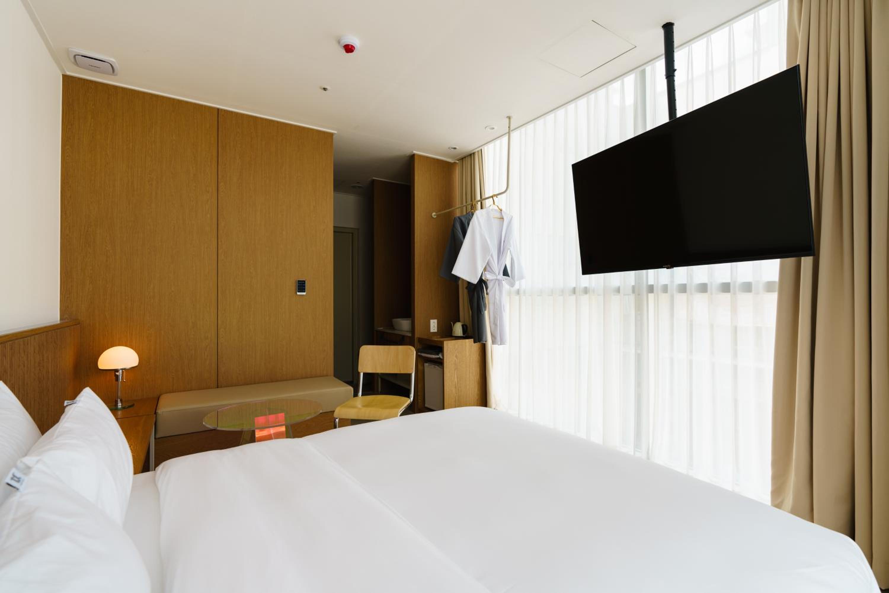 Standard Room - Photo 12