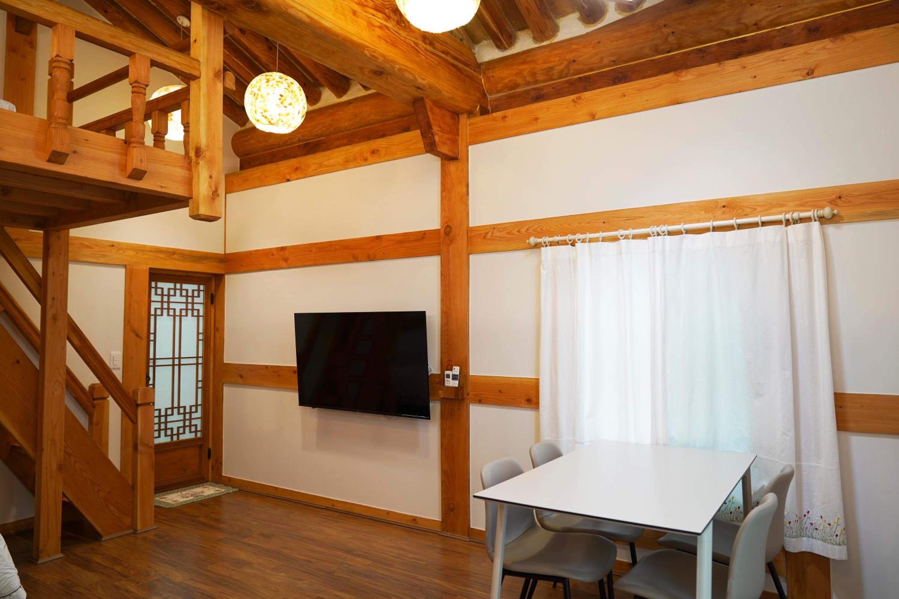 Luxury Quadruple Room photo 2