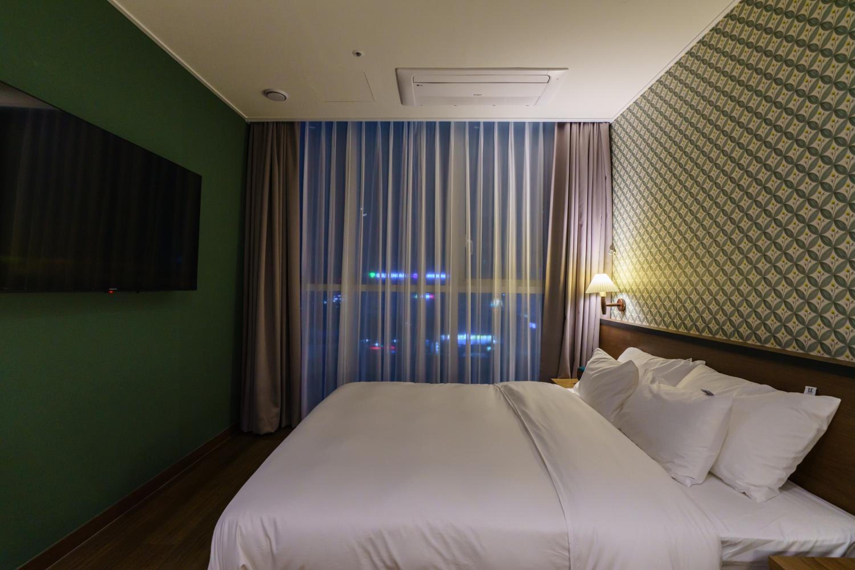 Pretty Room  - Photo 12