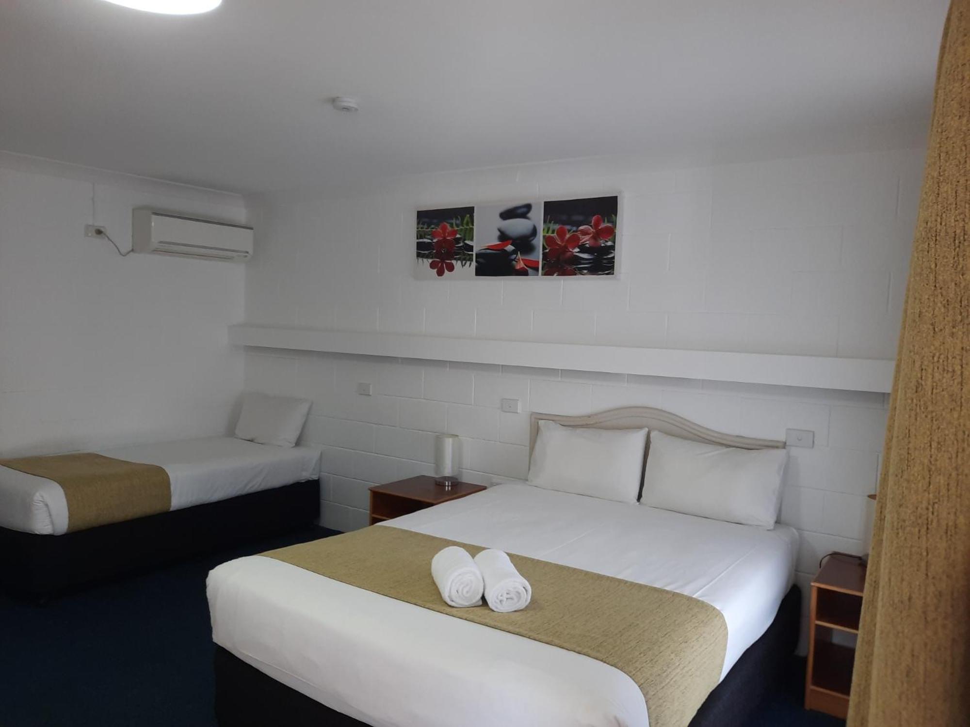 Deluxe Triple Room photo 3