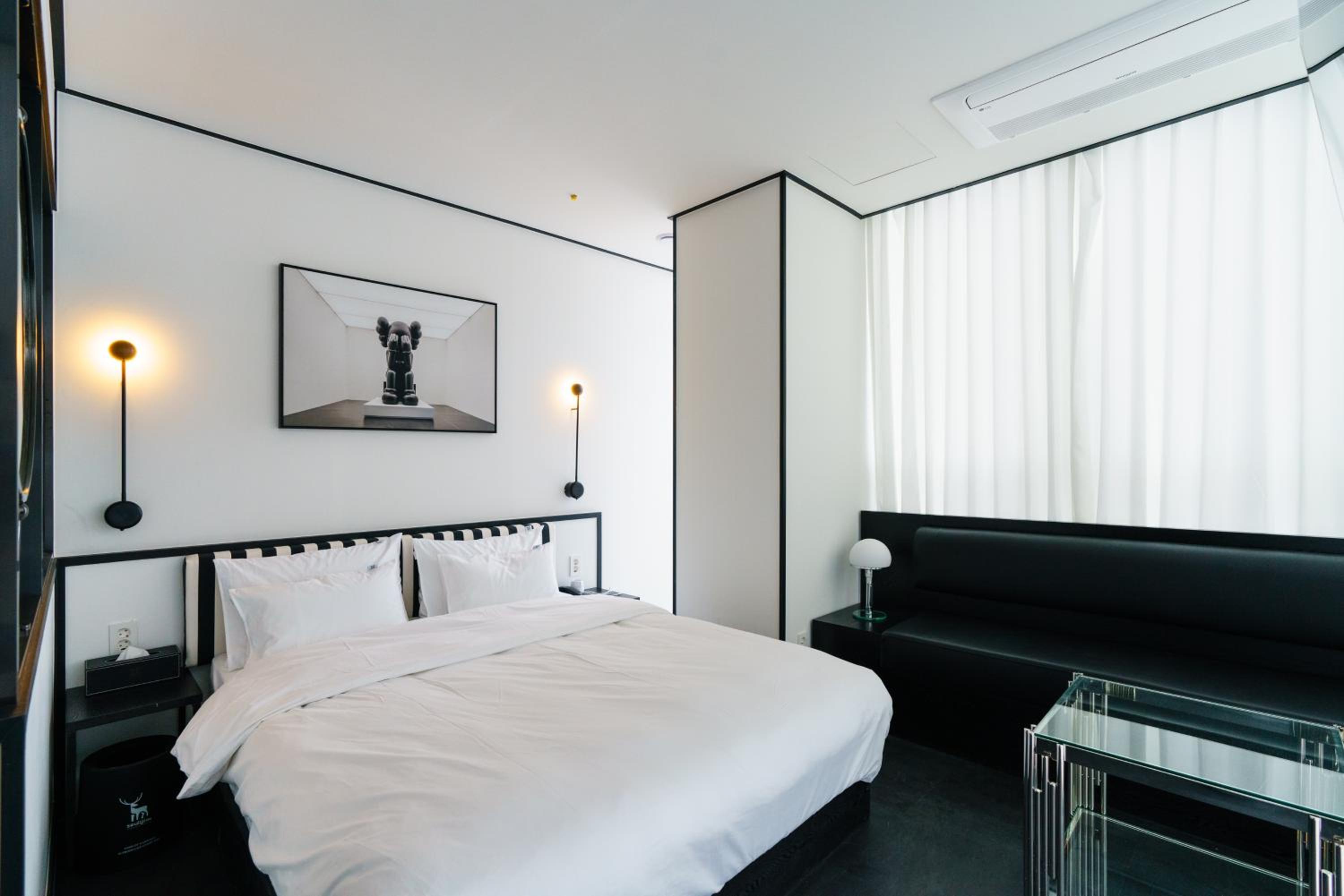 Premium Pretty Room Bathtub - Photo 9