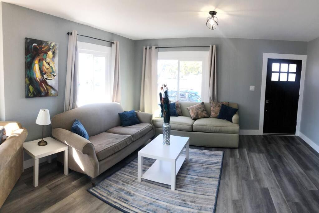 Two-Bedroom Apartment photo 1