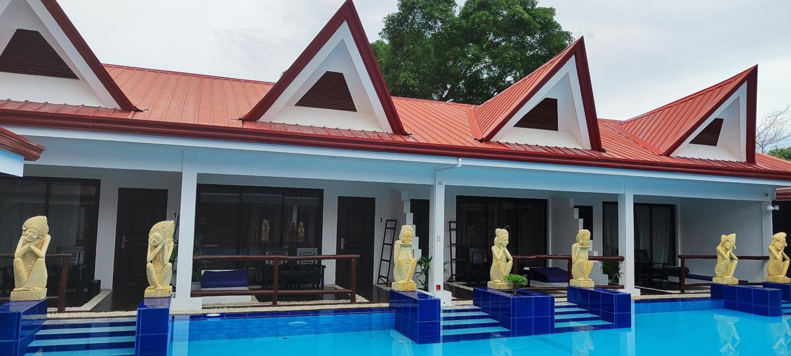 Deluxe Double or Twin Room with Balcony - Photo 9